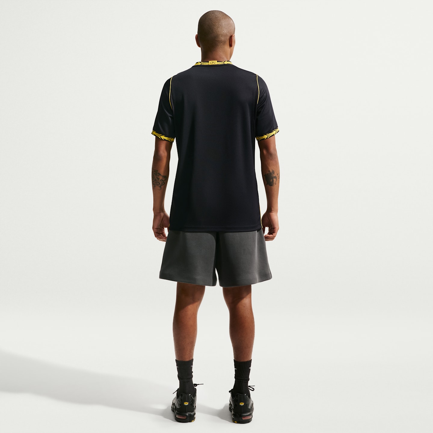 Мужской топ Nike Chelsea FC 2026/27 Stadium Away Dri-FIT Soccer Replica Jersey, цвет: Чёрный / Золотой — фото 5