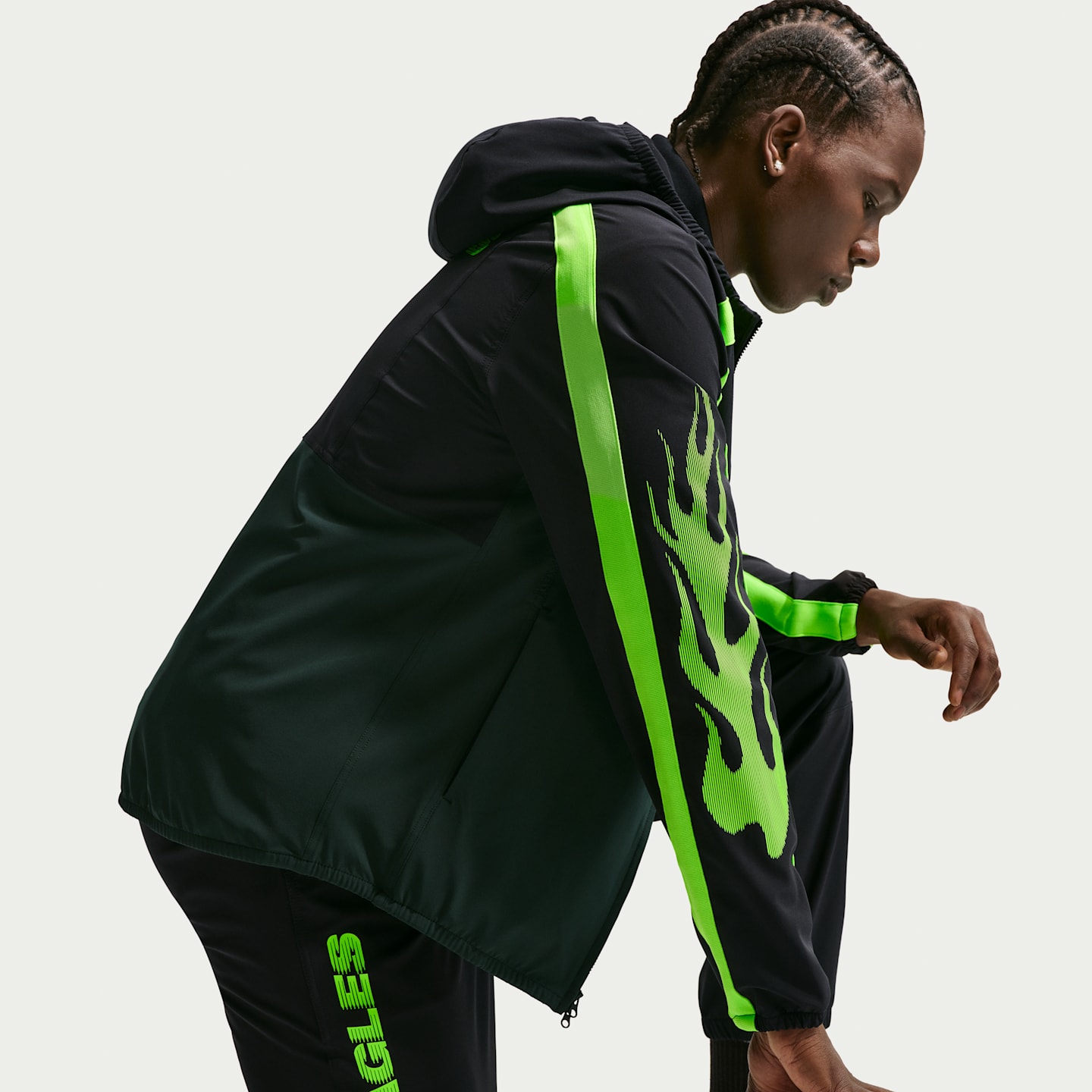 Мужская футбольная тканая куртка Nike Dri-FIT Nigeria Energy, цвет: Чёрный / Зелёный — фото 3