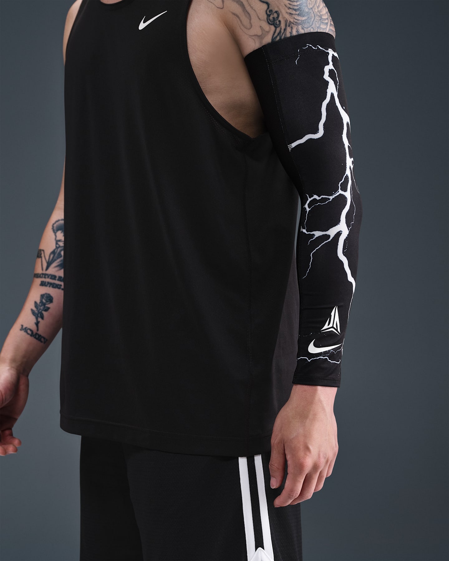 Баскетбольный нарукавник Nike Ja Dri-FIT, цвет: Чёрный — фото 2
