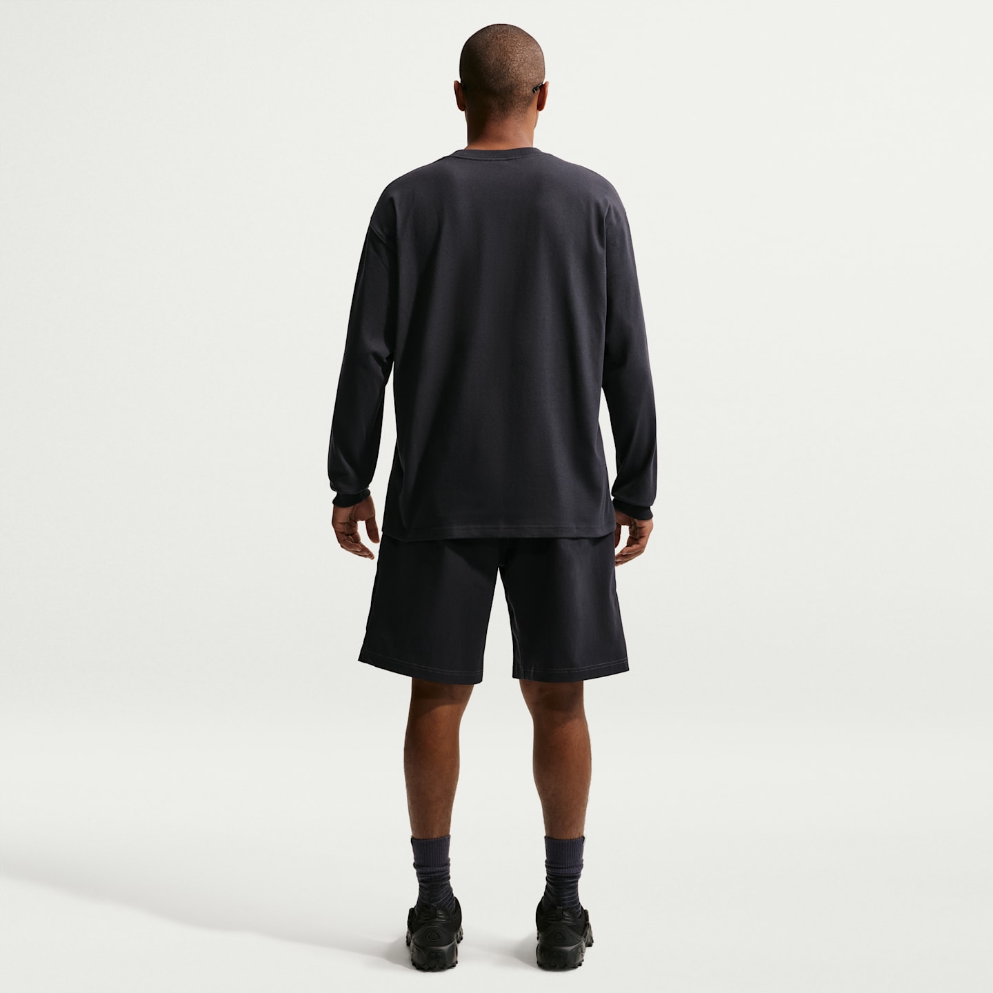 Мужские шорты-карго Nike ACG Smith Summit, цвет: Чёрный / Антрацитовый — фото 5