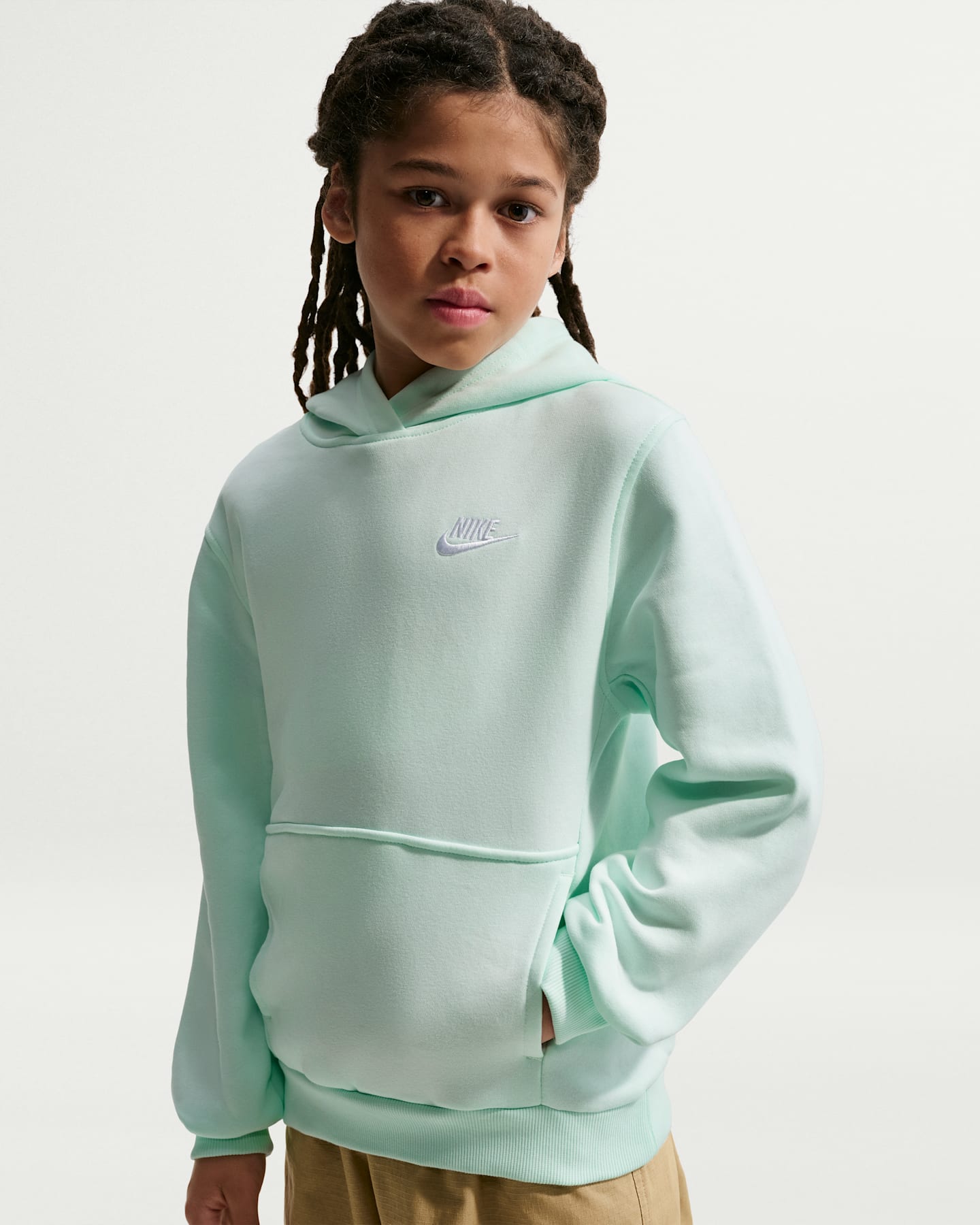 Детское худи Nike Sportswear Club Fleece Pullover, цвет: Зелёный / Белый, вариант 1 — фото 8