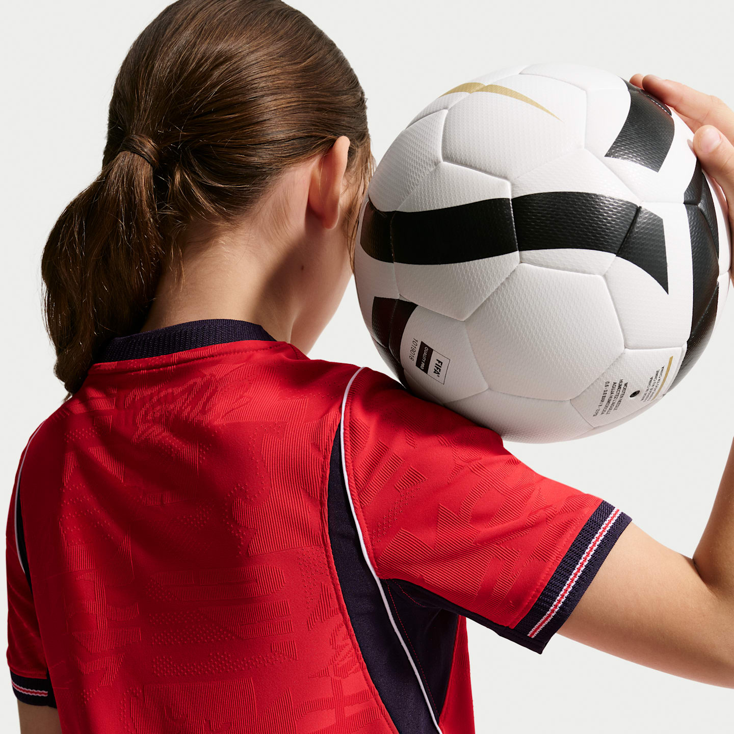 Детский топ Nike England National Team 2026 Match Away Aero-FIT Soccer Jersey, цвет: Красный / Обсидиановый — фото 4