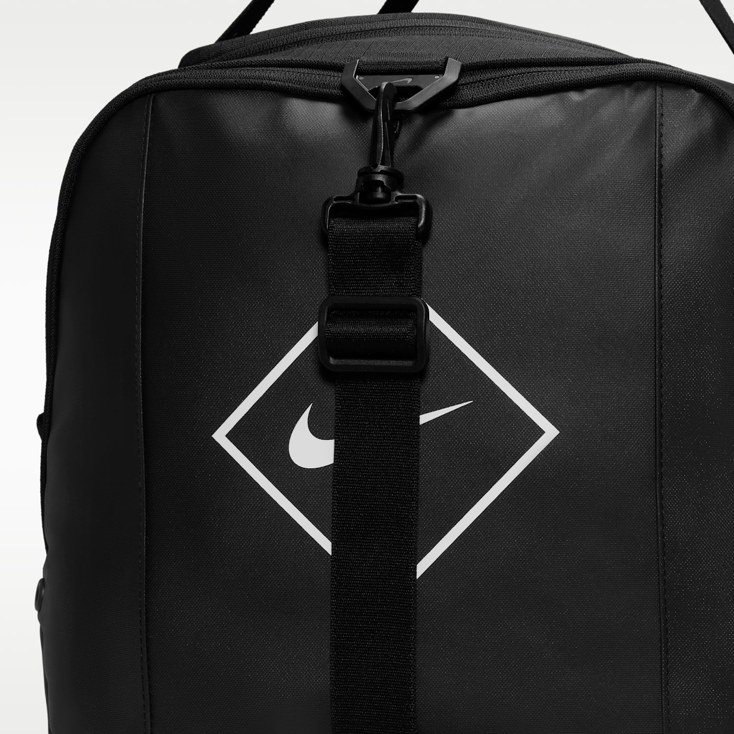 Спортивная сумка Nike Diamond Duffel, 72 л, цвет: Чёрный — фото 10