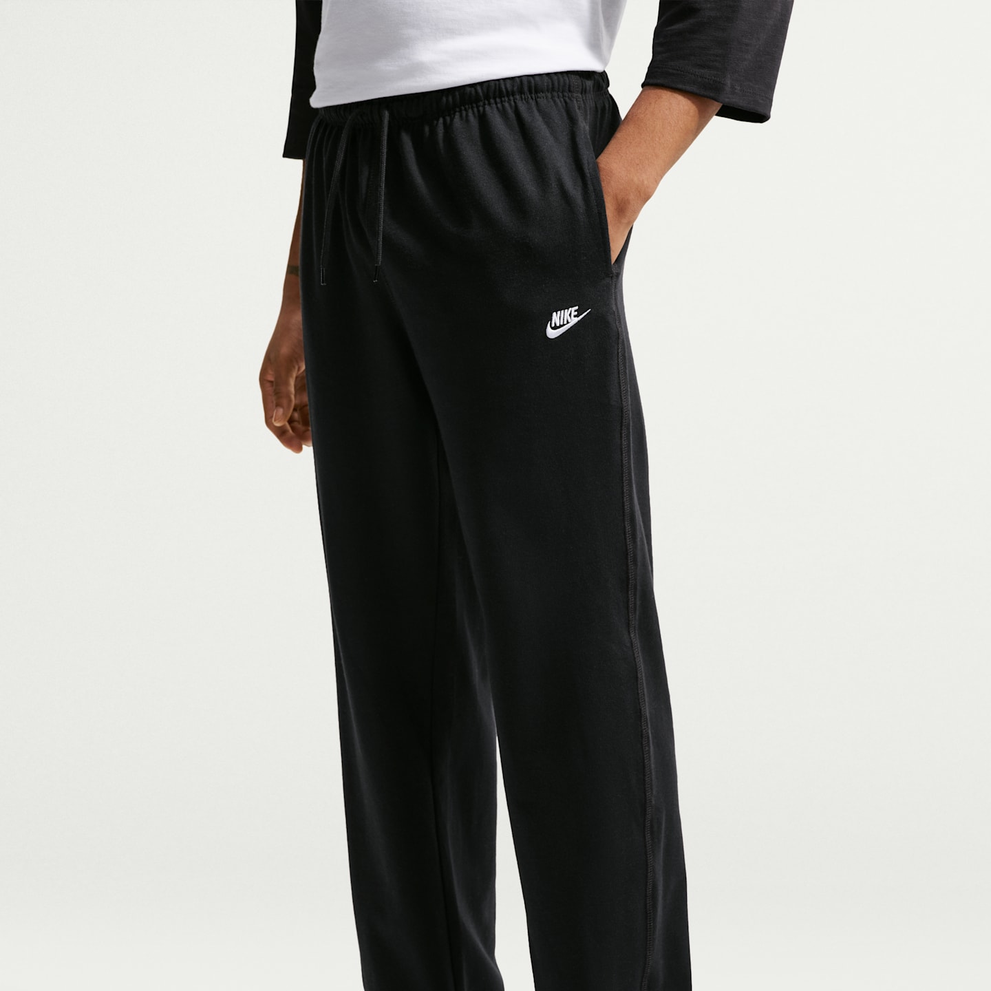 Мужские трикотажные брюки Nike Sportswear Club с открытым низом, цвет: Чёрный / Белый — фото 2