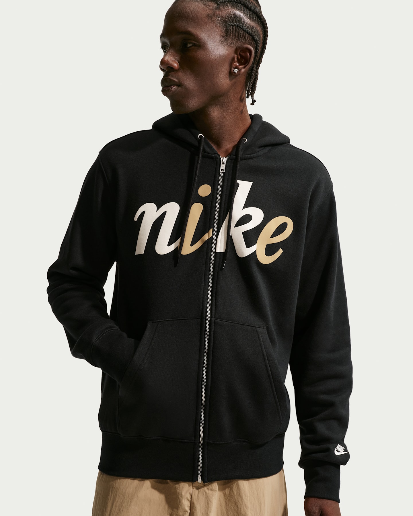 Мужское флисовое худи на молнии Nike Sportswear Club, цвет: Чёрный / Молочный — фото 6