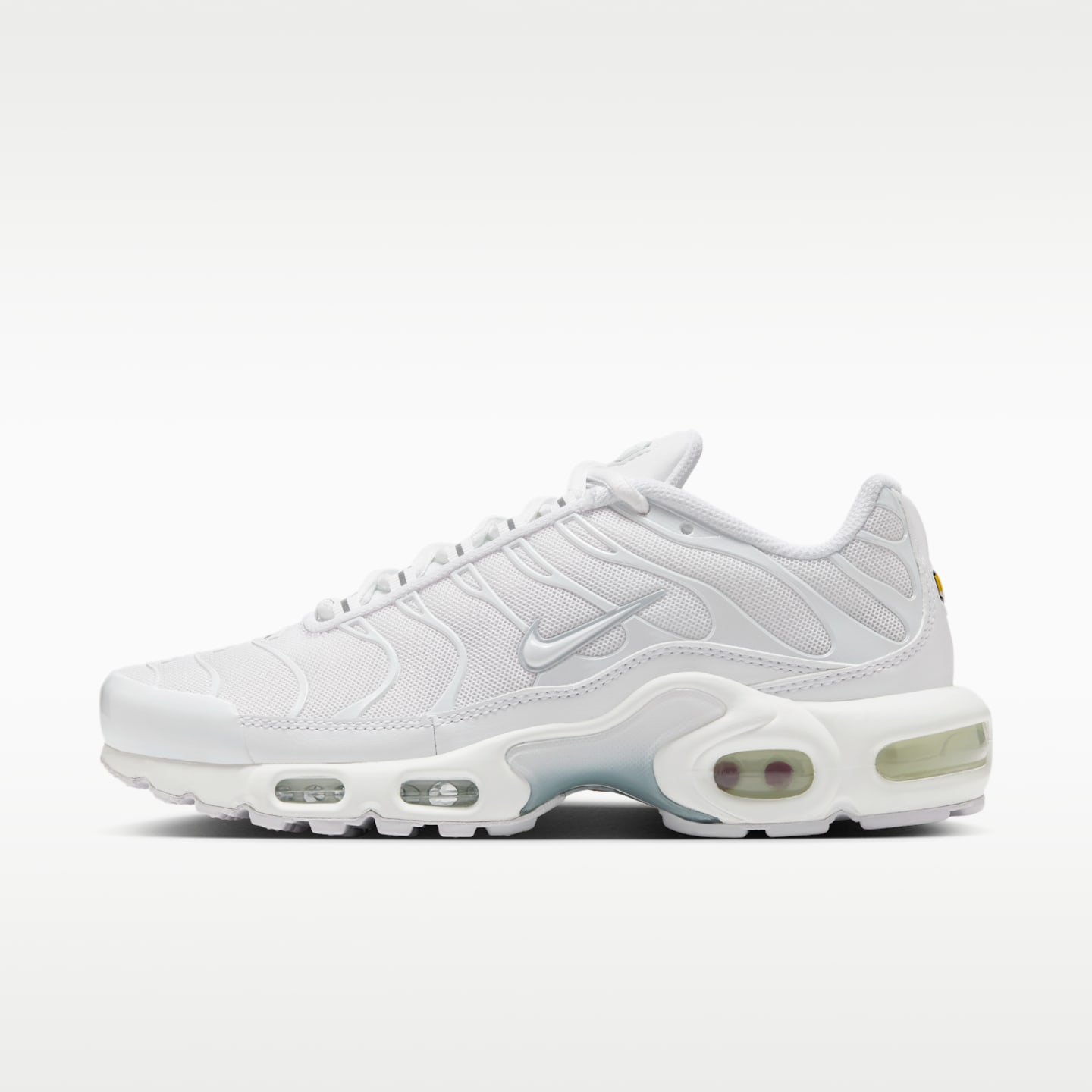 Женские кроссовки Nike Air Max Plus, цвет: Белый / Чистый платиновый — фото 1