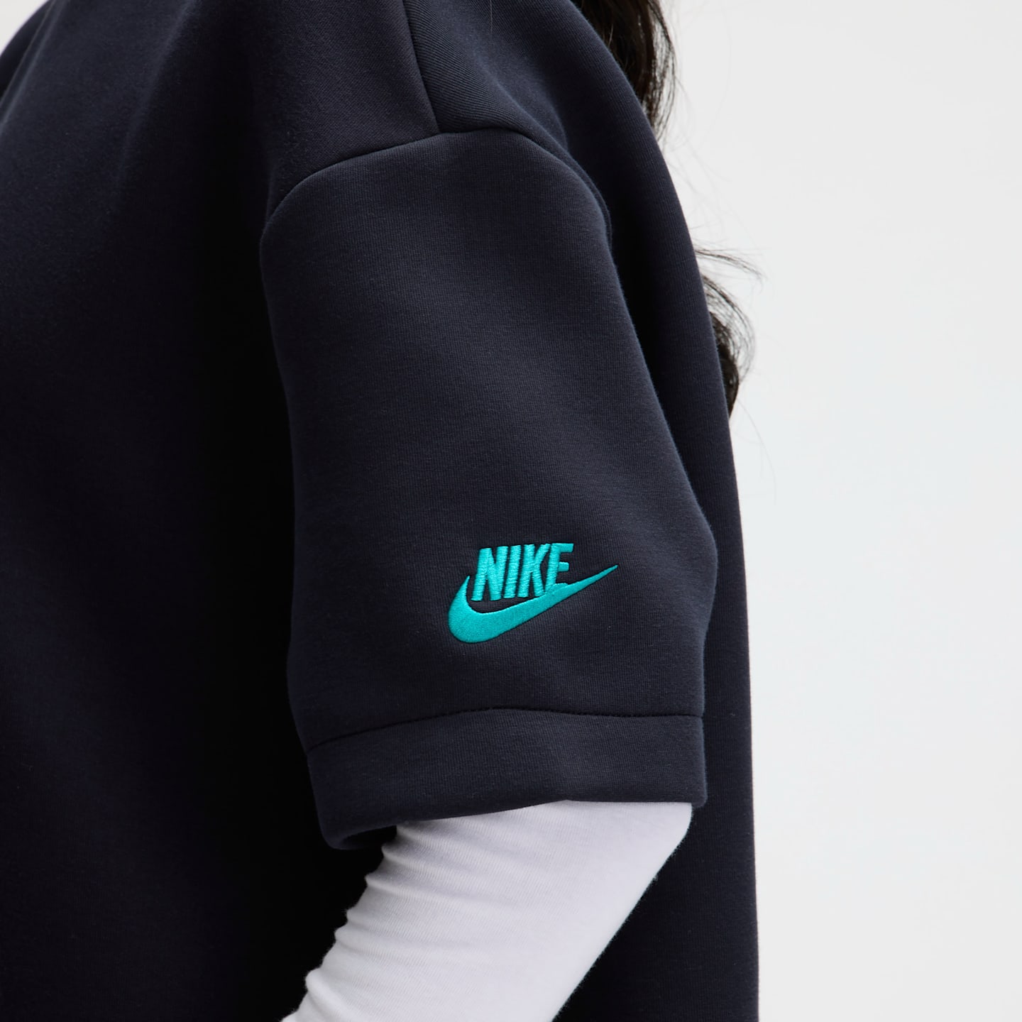 Женское платье Nike NFL Miami Dolphins Rivalries Collection из флиса Tech оверсайз, цвет: Тёмно-синий — фото 7