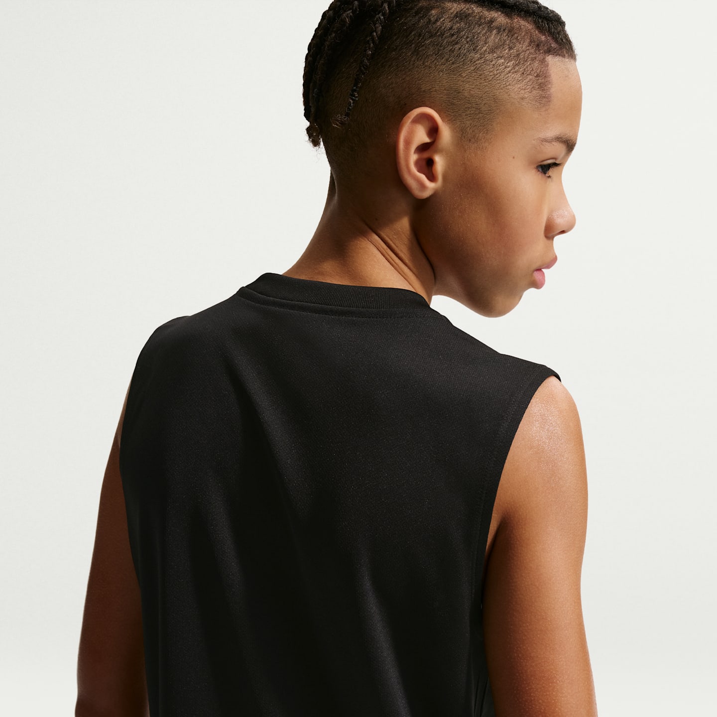 Топ Nike Multi Dri-FIT Sleeveless Top для мальчиков, цвет: Чёрный — фото 2