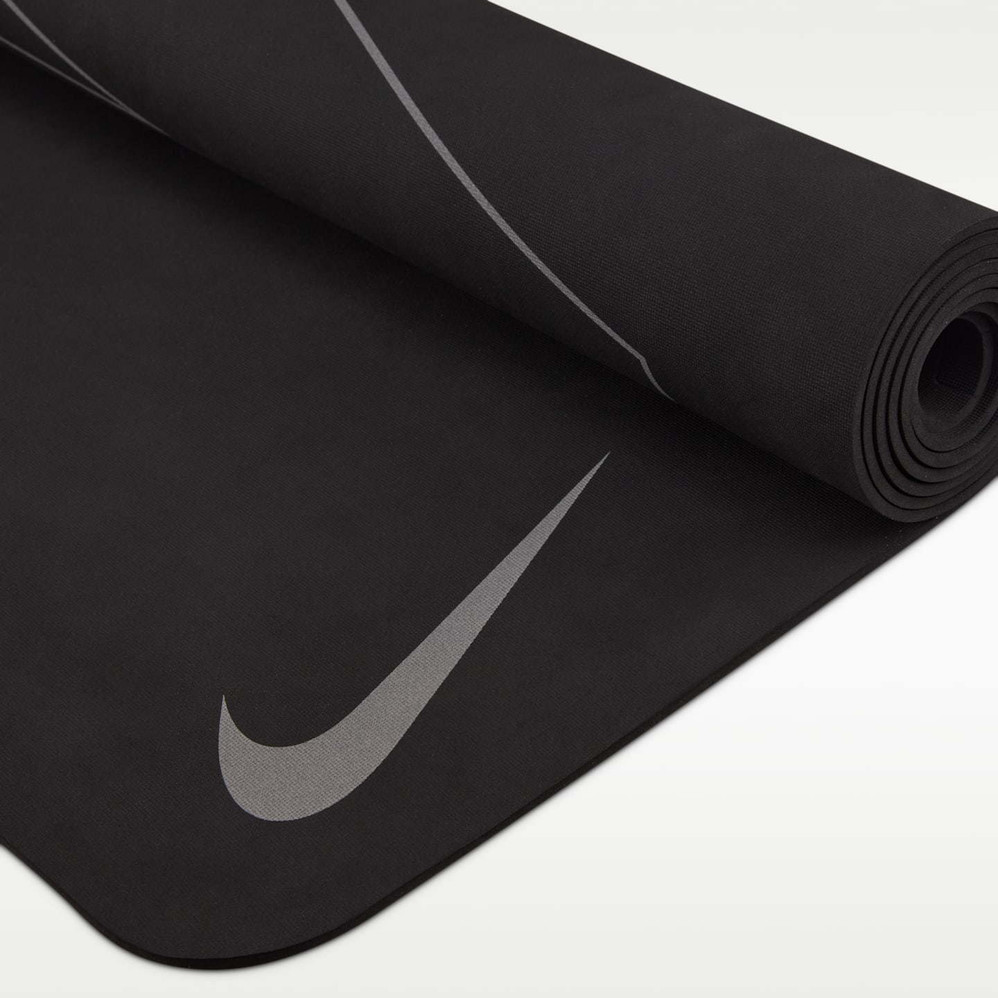 Двусторонний коврик для йоги Nike, 4 мм, цвет: Чёрный — фото 2