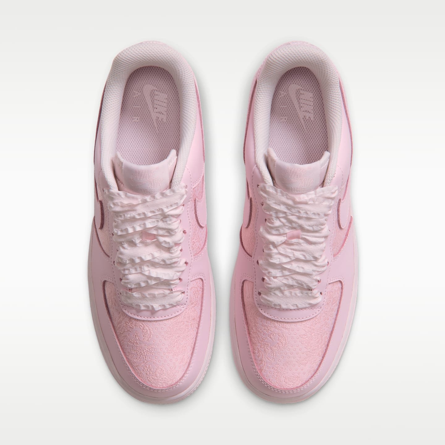Женские кроссовки Nike Air Force 1 '07 Suede, цвет: Розовый / Снежный белый — фото 4