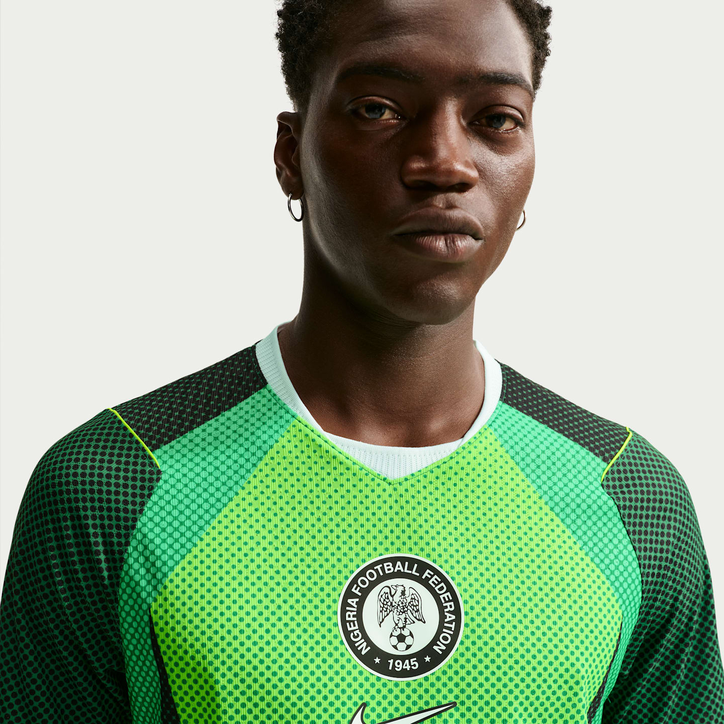 Мужской топ Nike Nigeria 2026 Match Home Aero-FIT Soccer Authentic Jersey, цвет: Сосновый зелёный / Зелёный — фото 3