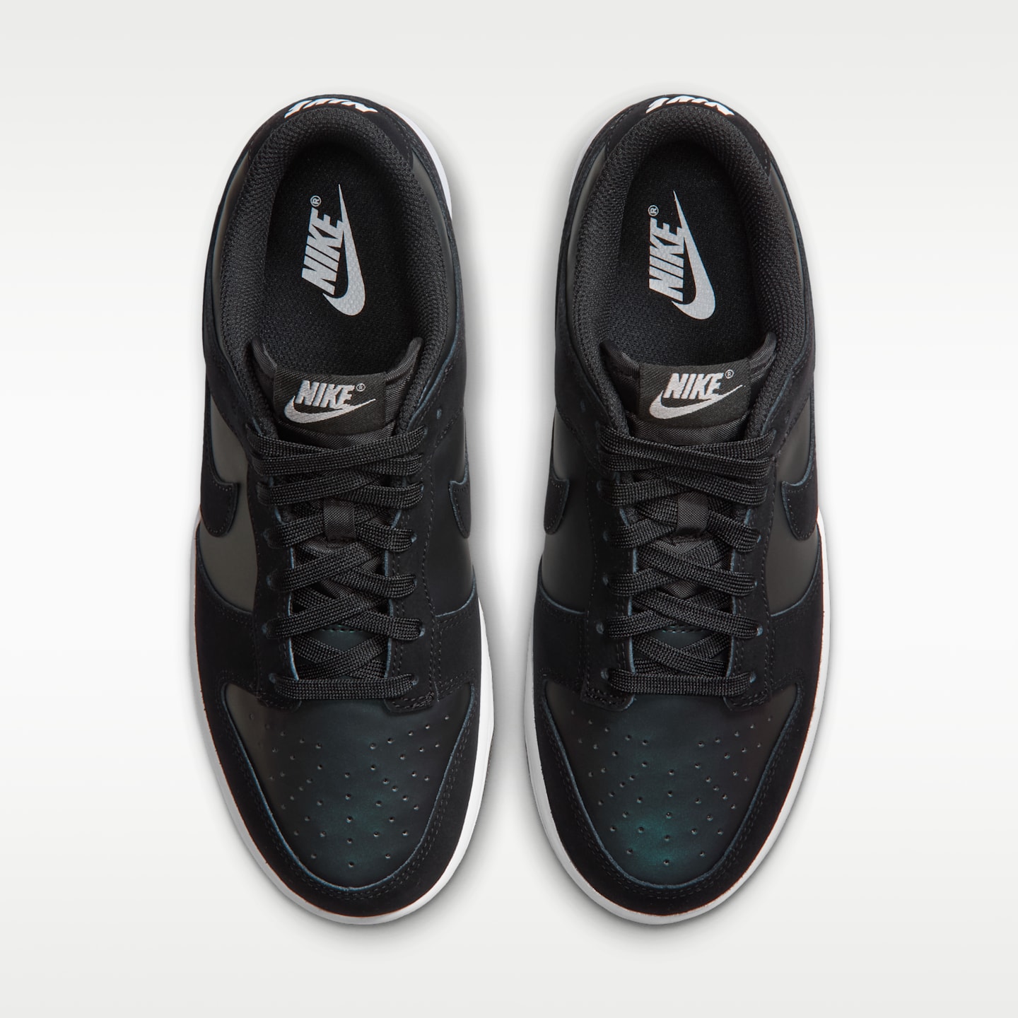 Женские кроссовки Nike Dunk Low, цвет: Чёрный / Белый — фото 4
