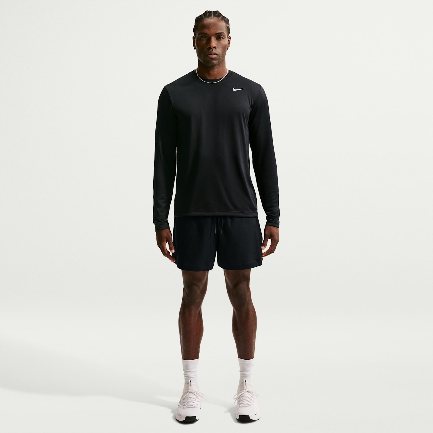 Мужской топ для фитнеса с длинным рукавом Nike Dri-FIT Legend, цвет: Чёрный / Серебряный — фото 4