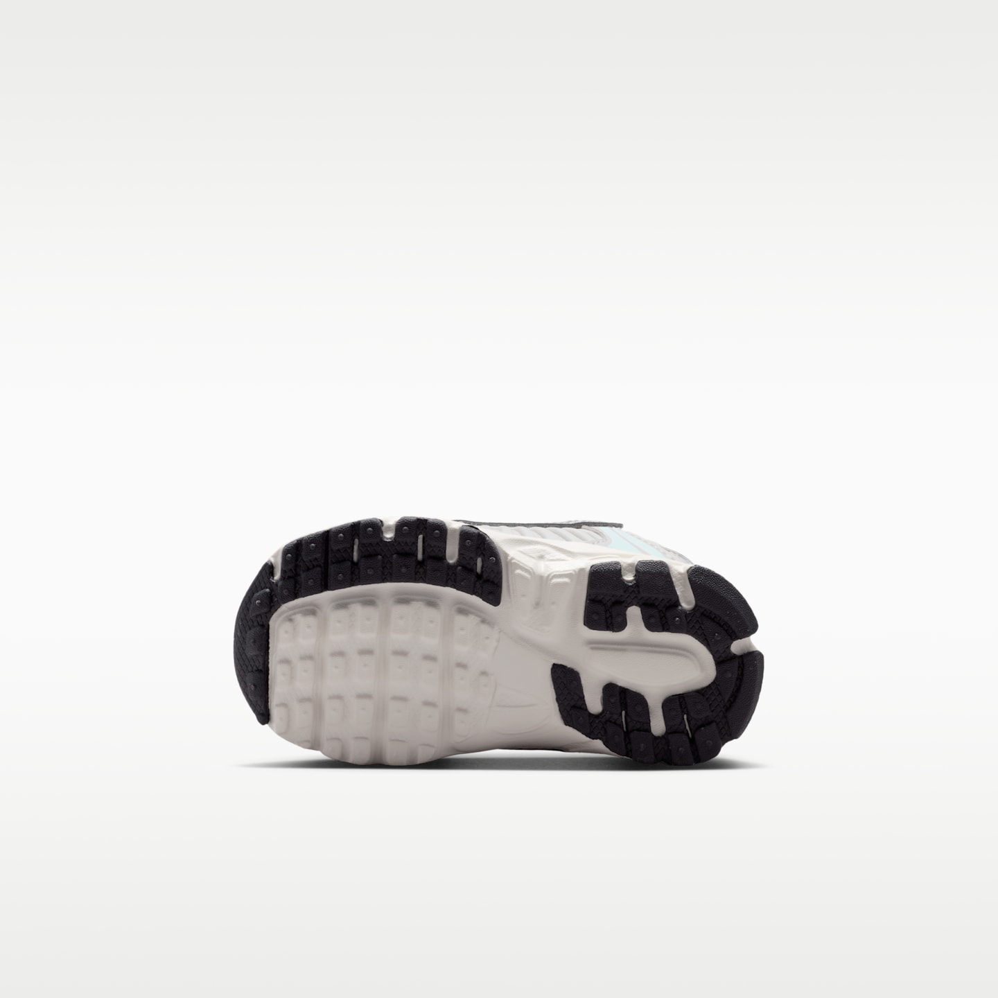 Детские кроссовки Nike Vomero 5 Baby/Toddler (Classic Laces), цвет: Молочный / Серебристый — фото 2