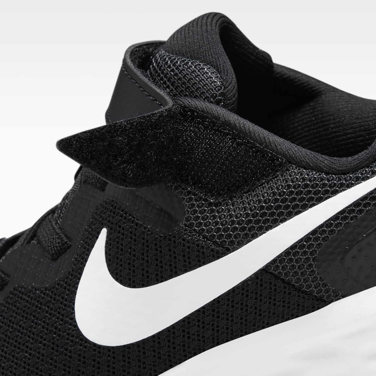 Детские кроссовки Nike Revolution 6 Shoes, цвет: Чёрный / Серый — фото 9