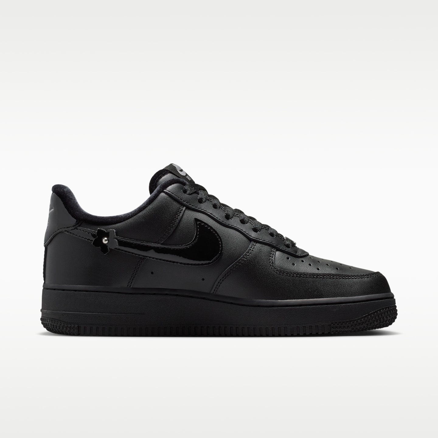 Женские кроссовки Nike Air Force 1 '07 "Florette", цвет: Чёрный / Почти чёрный — фото 3