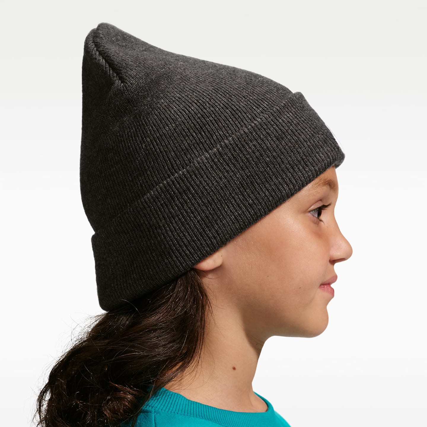 Детская шапка Nike Peak Beanie, цвет: Чёрный меланжевый / Белый — фото 2