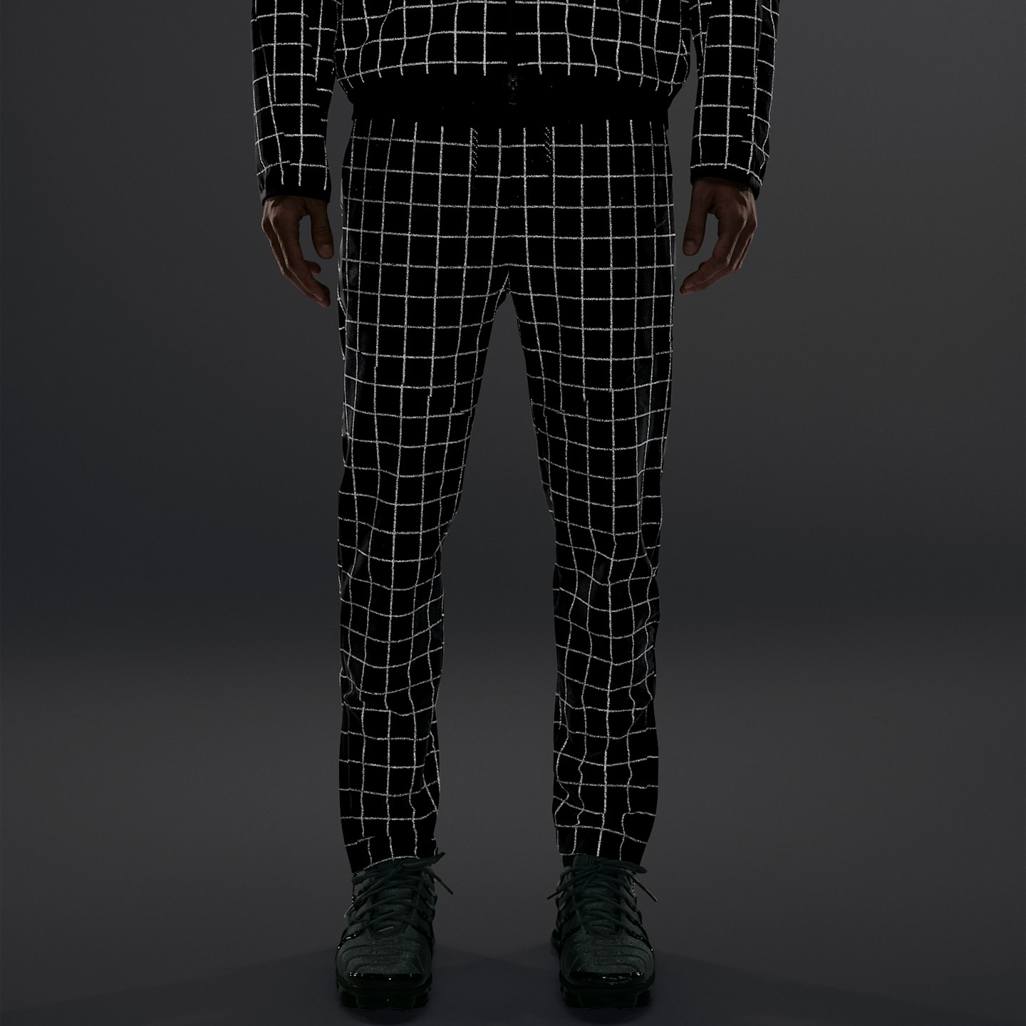 Мужские трикотажные брюки Nike Tech Dri-FIT Shori с принтом по всей поверхности, цвет: Чёрный / Железный серый — фото 7