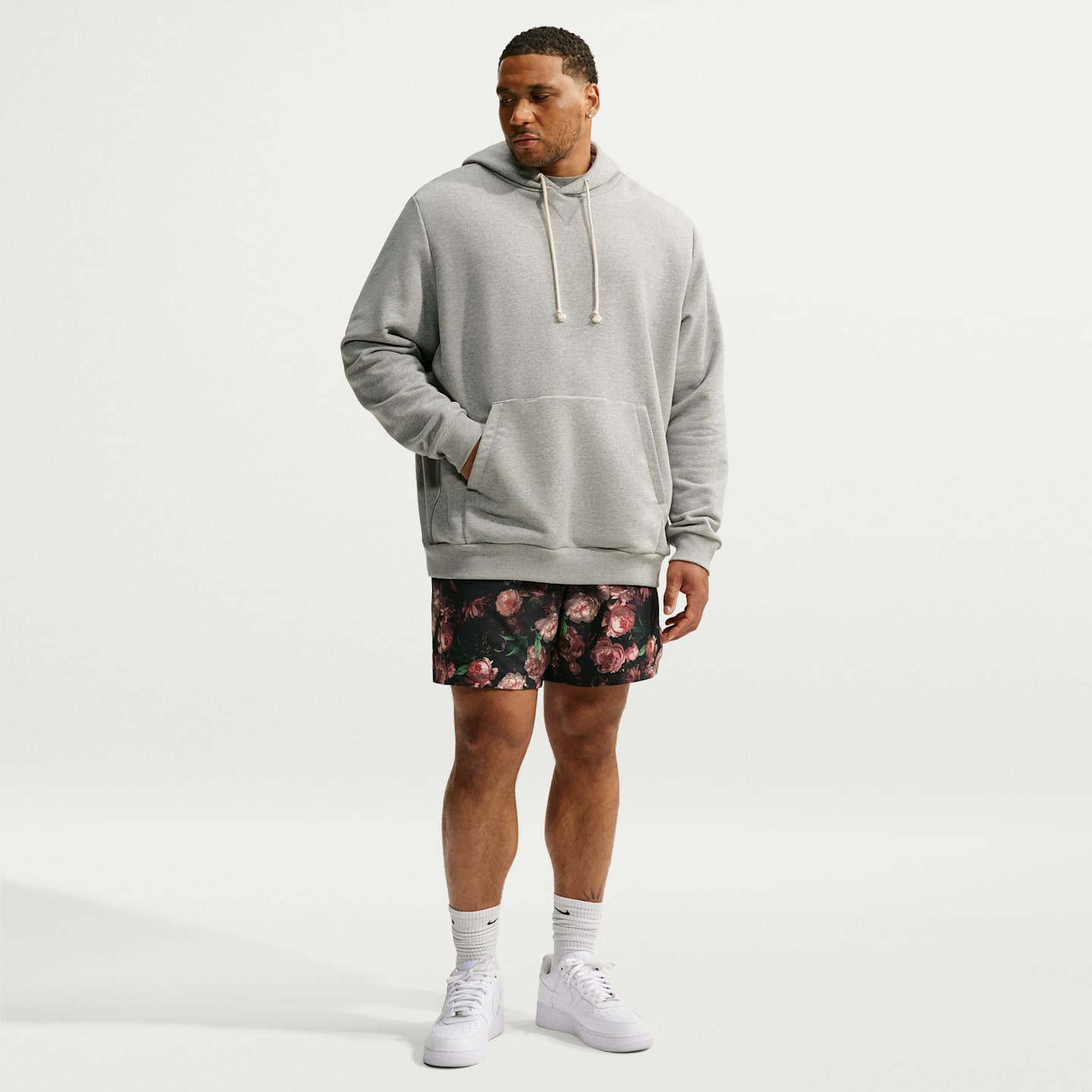 Мужские баскетбольные шорты Nike Standard Issue Dri-FIT, цвет: Чёрный / Бледная слоновая кость — фото 6