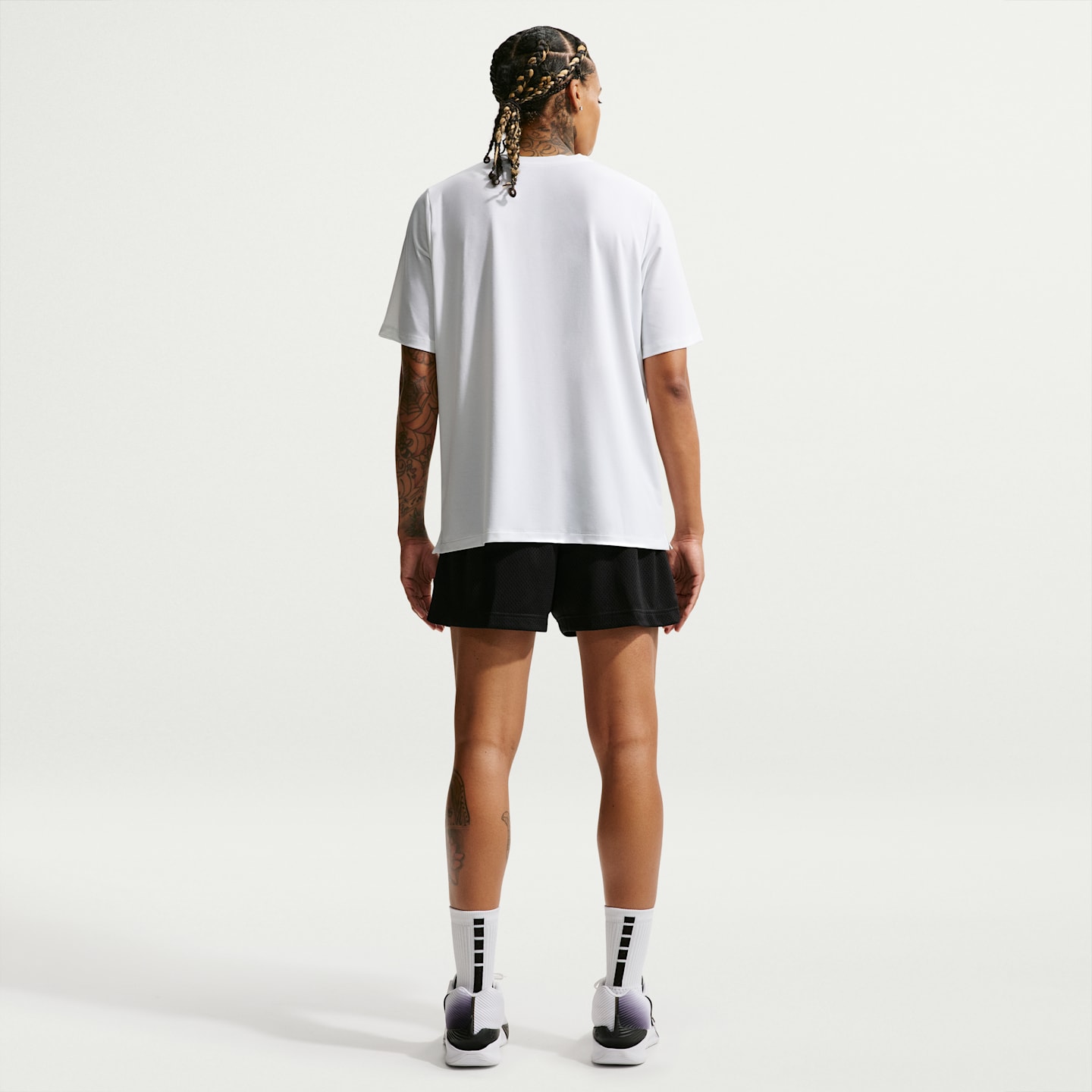 Женские баскетбольные шорты Nike Essential Dri-FIT из сетки, цвет: Чёрный / Белый — фото 5