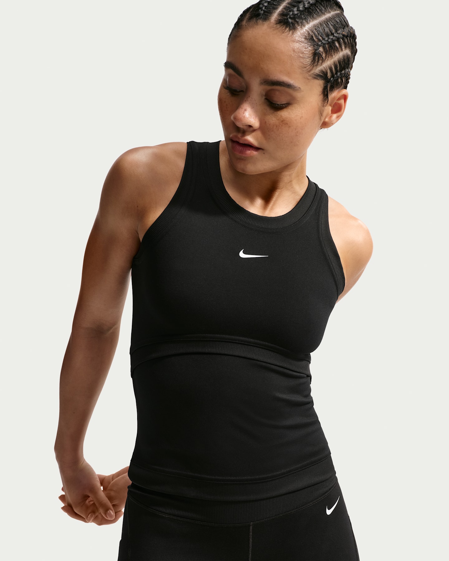 Женская майка Nike One Dri-FIT, цвет: Чёрный / Белый, вариант 1 — фото 6