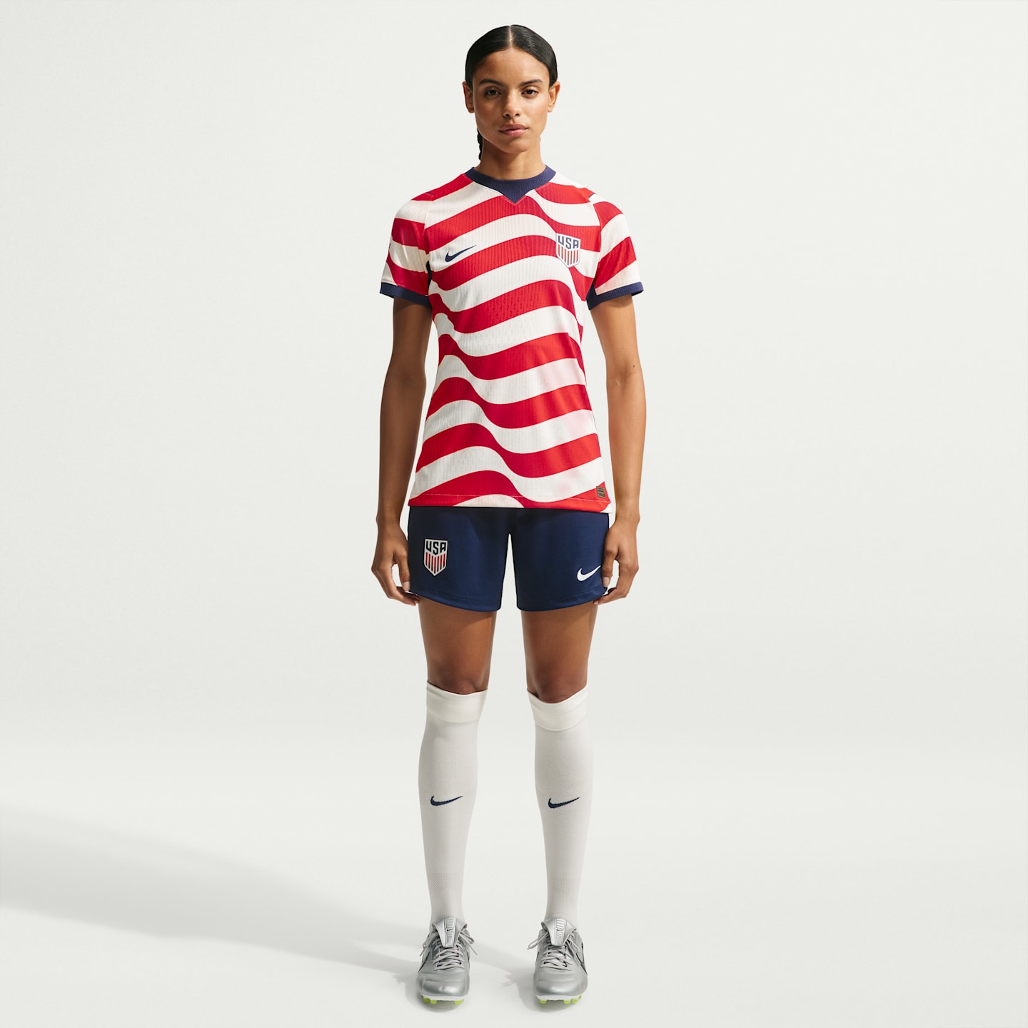 Женские футбольные шорты Nike Usmnt 2026 Stadium Home Dri-FIT Replica, цвет: Тёмно-синий / Молочный — фото 1