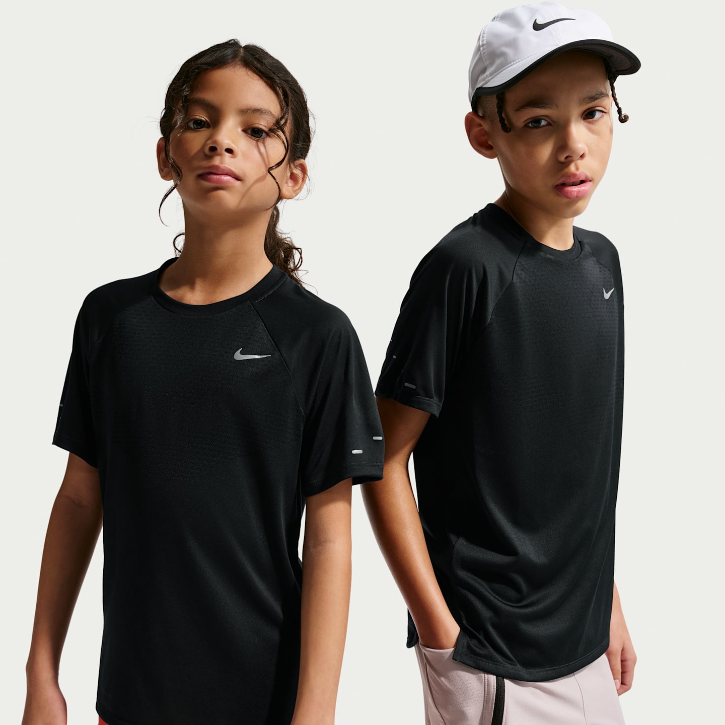 Детский топ Nike Stride Dri-FIT с коротким рукавом, цвет: Чёрный — фото 1