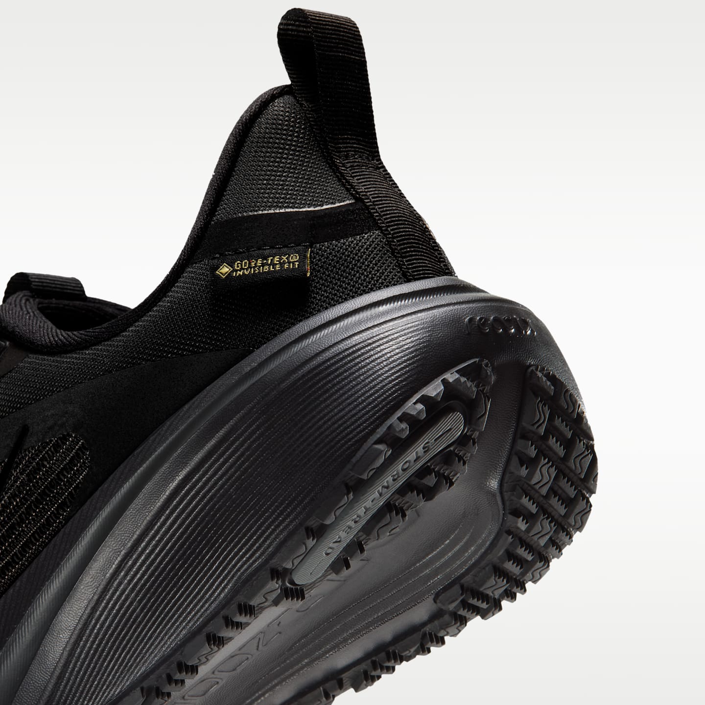 Детские кроссовки Nike Pegasus 42 GORE-TEX Waterproof Road Running, цвет: Чёрный / Почти чёрный — фото 8