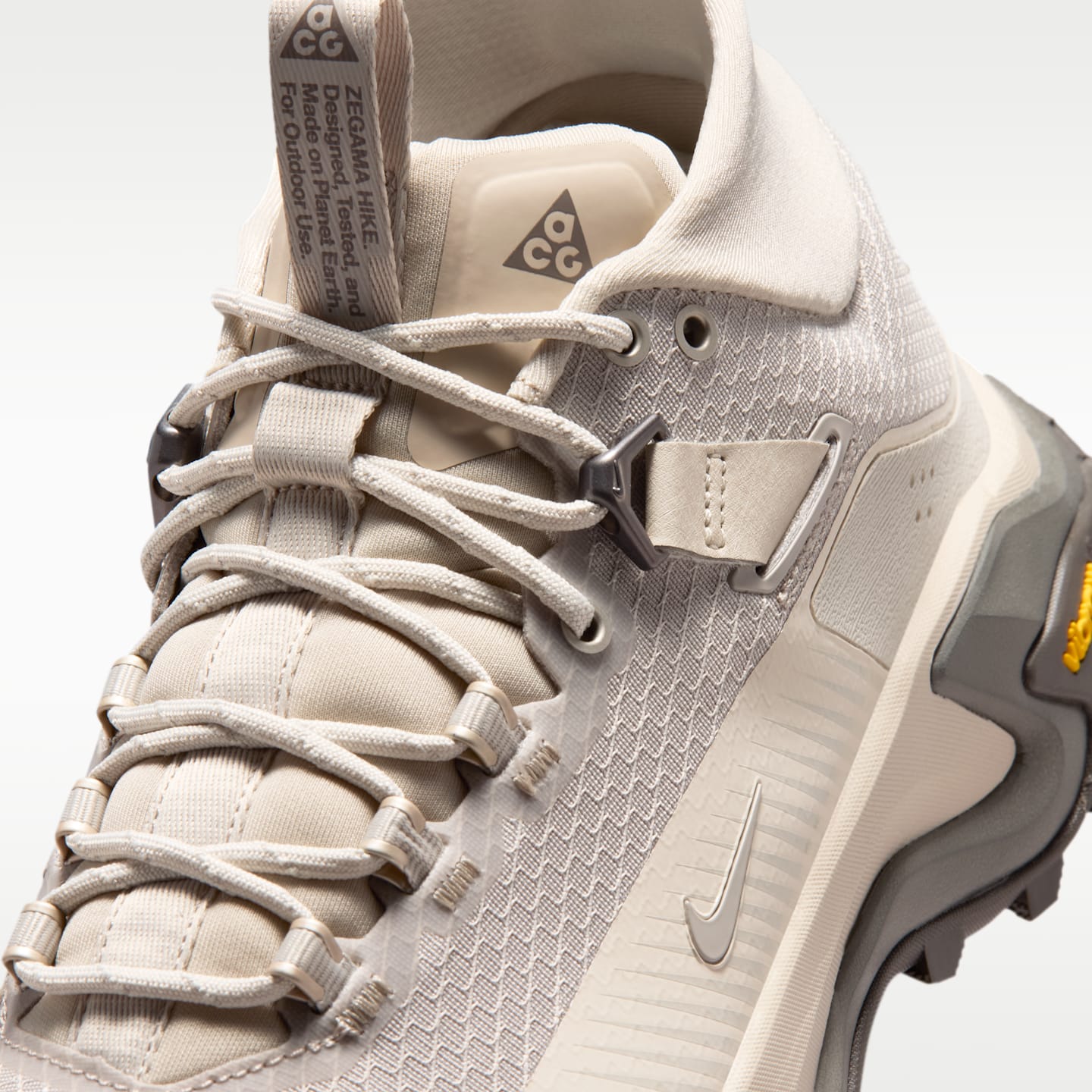 Женские кроссовки Nike ACG Zegama Hike Hiking, цвет: Кремовый / Коричневый — фото 7