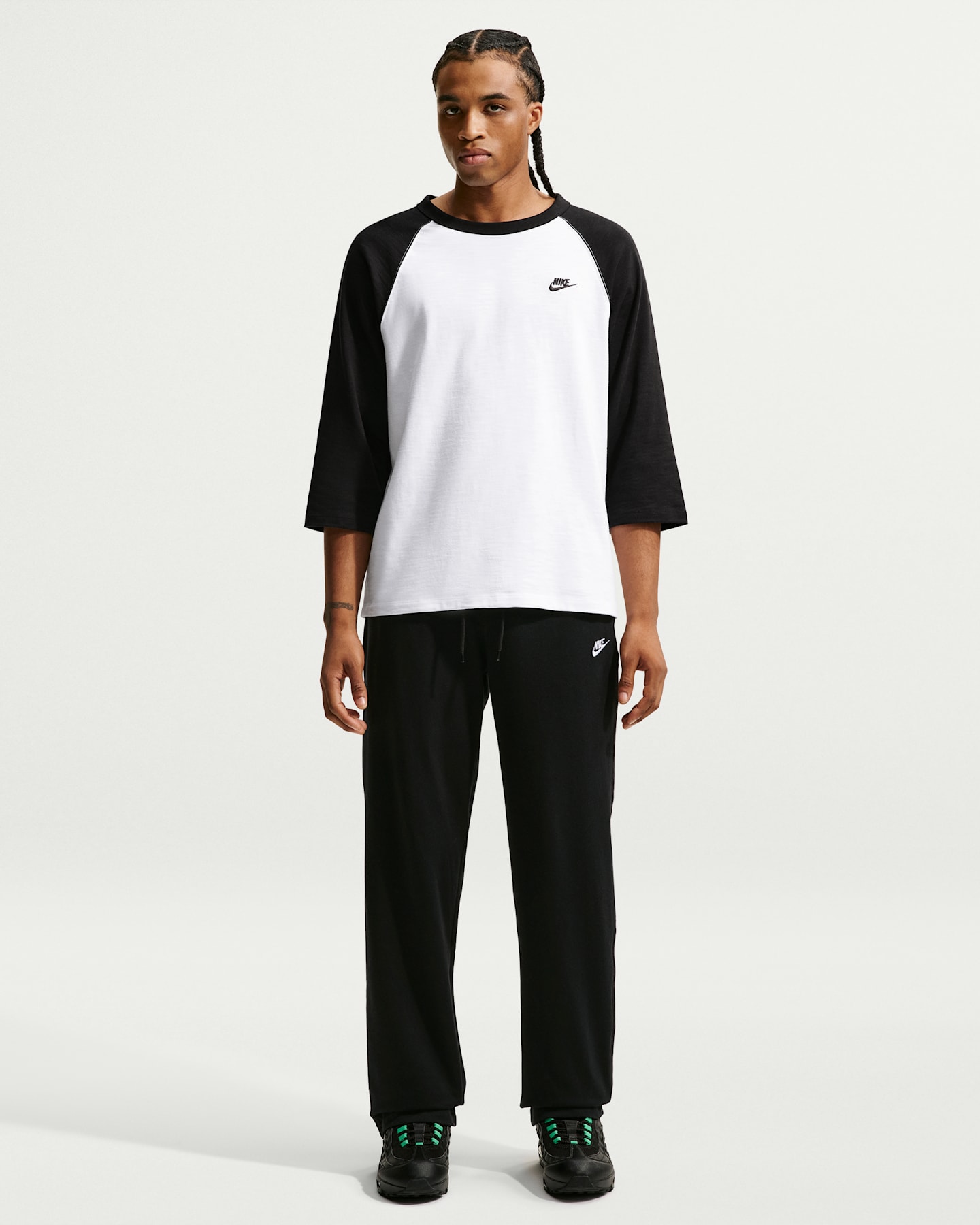 Мужские трикотажные брюки Nike Sportswear Club с открытым низом, цвет: Чёрный / Белый — фото 6