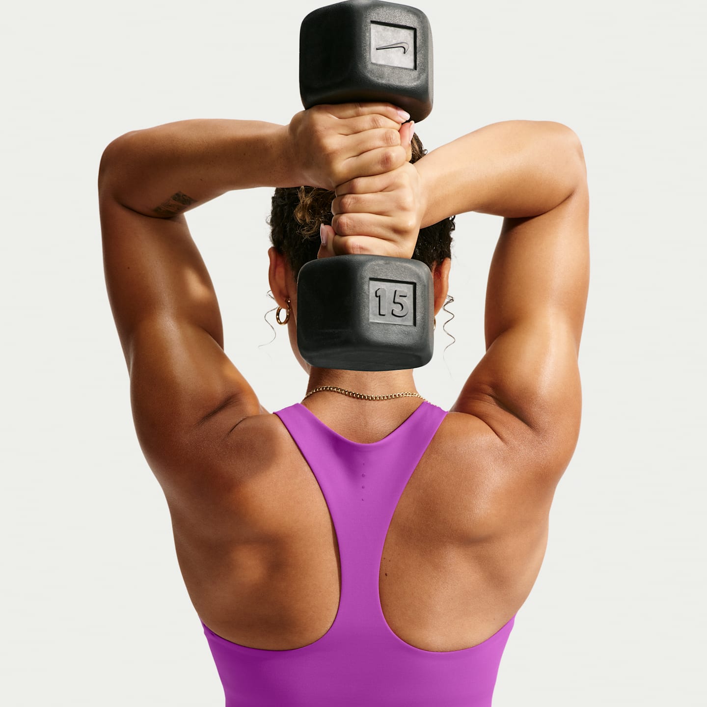 Спортивное бра Universa, средняя поддержка, сетка — Nike, цвет: Фиолетовый / Ягодный — фото 2