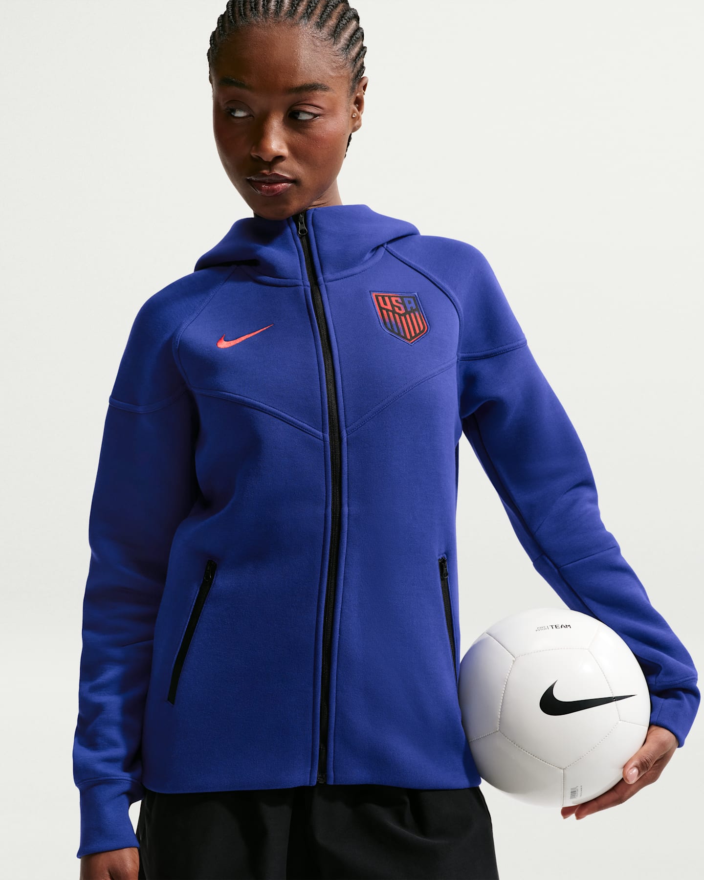 Женская футбольная худи на молнии Nike Usmnt Tech Fleece Windrunner, цвет: Королевский синий / Красный — фото 6