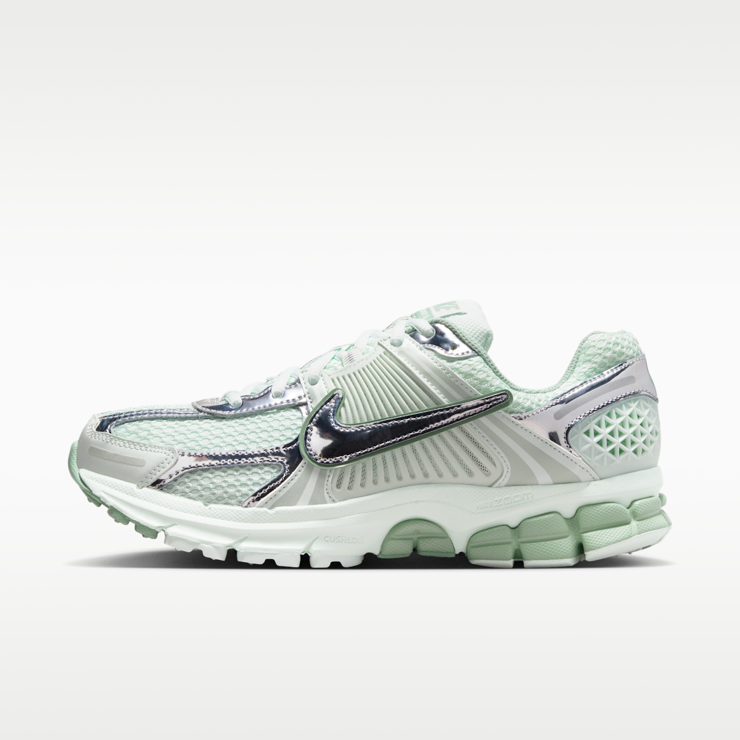 Женские кроссовки Nike Zoom Vomero 5 Shoes, цвет: Зелёный / Еловый — фото 1