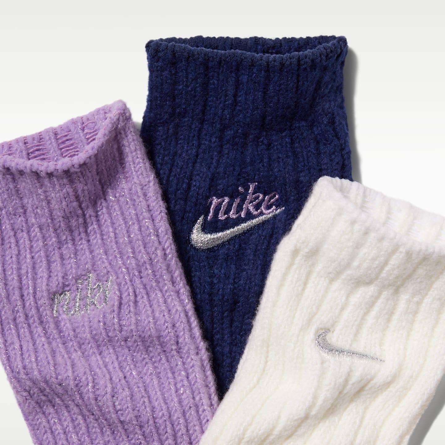 Детские носки-сапожки Nike Swoosh Sparkle, 3 пары, цвет: Фиолетовый — фото 2