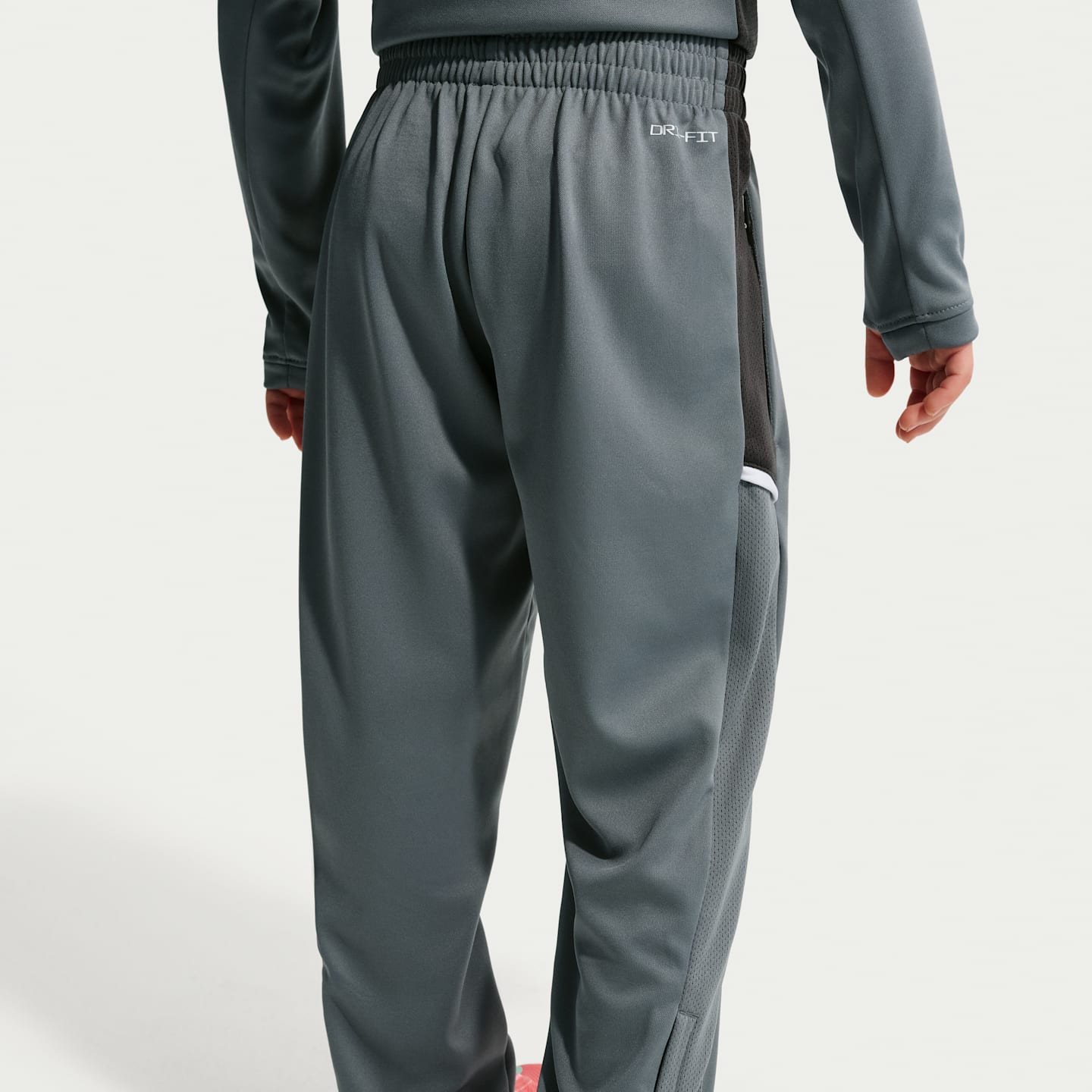 Детские комплекты Nike Dri-FIT Academy Tracksuit, цвет: Холодный серый / Белый — фото 5
