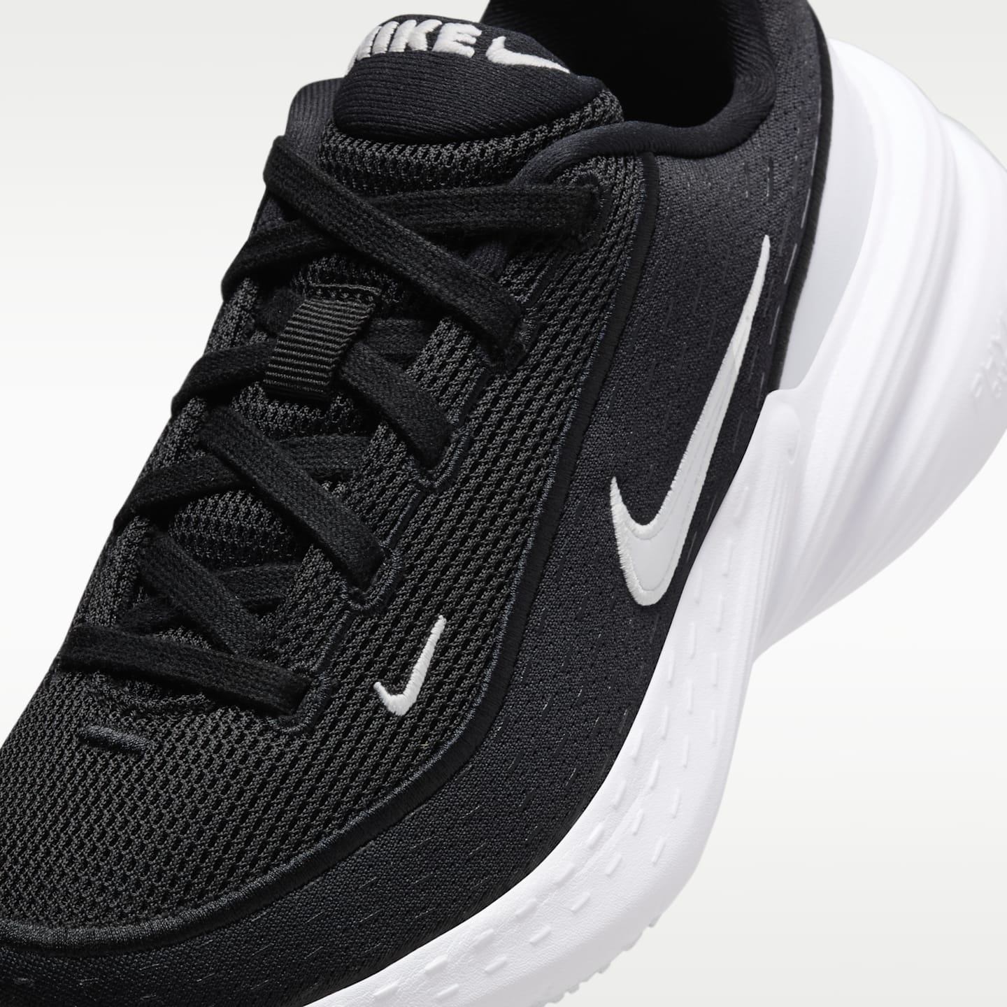 Детские кроссовки Nike Uplift SC, цвет: Чёрный / Белый — фото 7