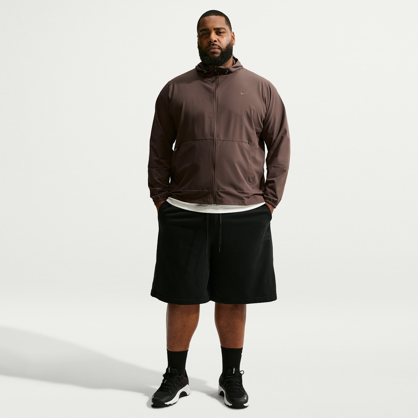 Мужская универсальная куртка Nike Unlimited Repel с капюшоном, цвет: Коричневый / Чёрный — фото 10