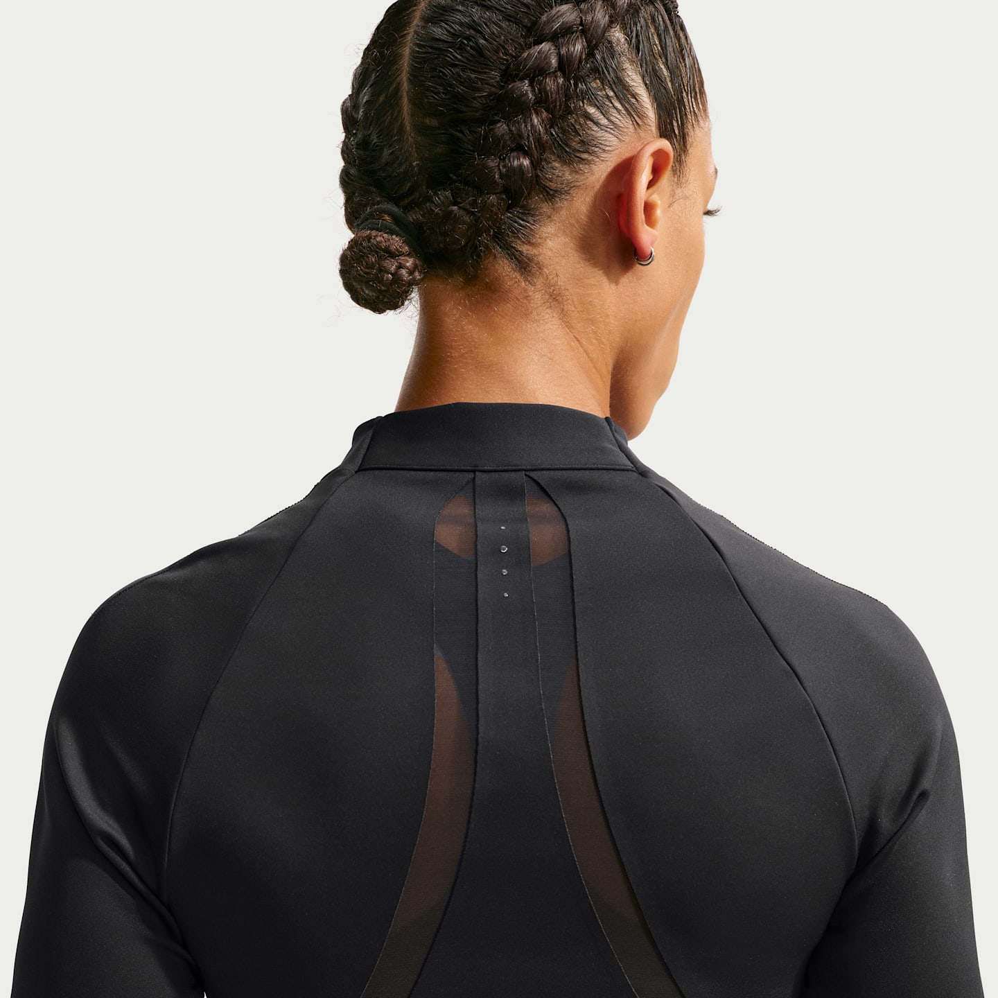 Женский топ Nike Universa на молнии 1/4 с длинным рукавом, цвет: Чёрный / Антрацитовый — фото 2