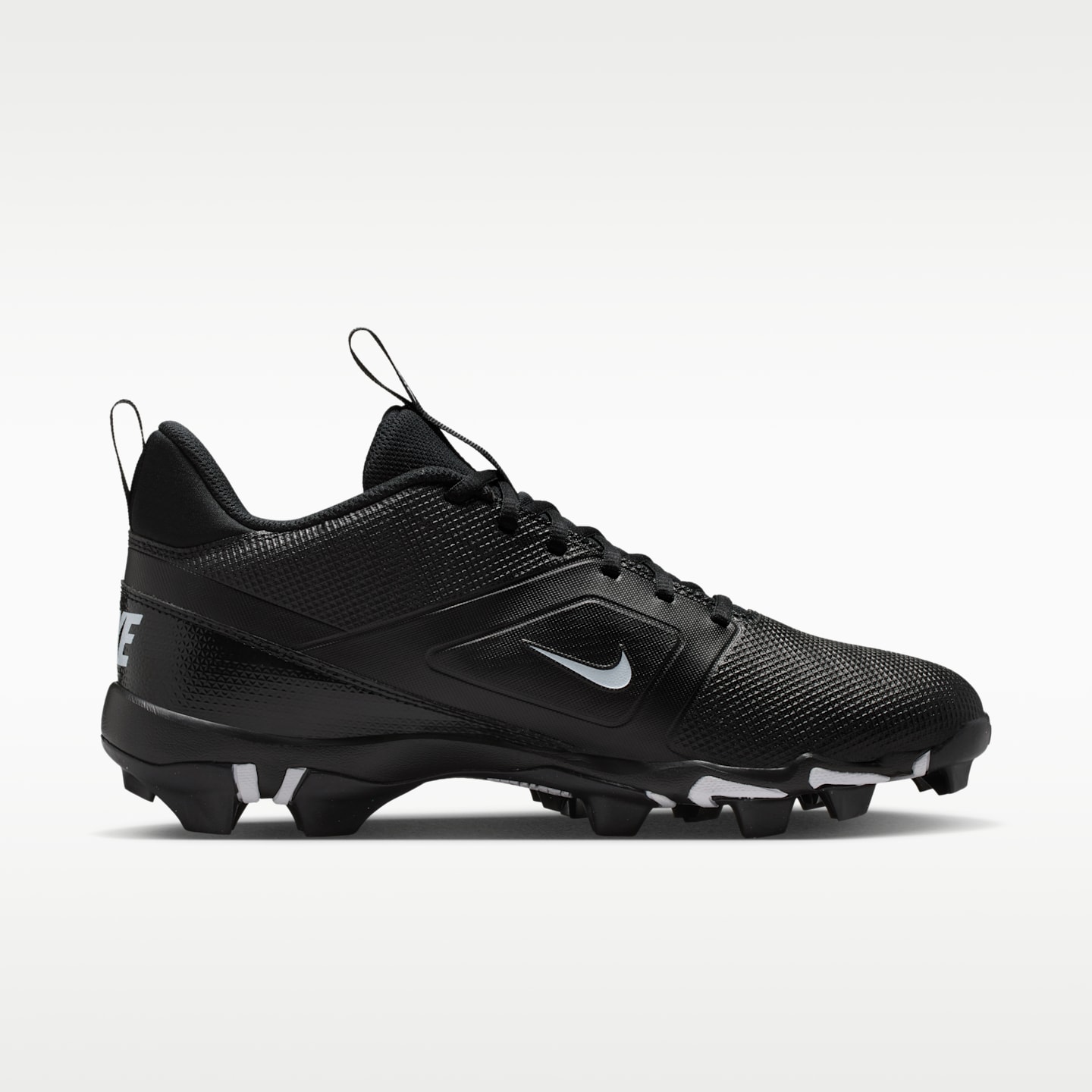 Женские бутсы Nike Alpha Menace 4 Shark Football Cleats, цвет: Чёрный / Белый — фото 3