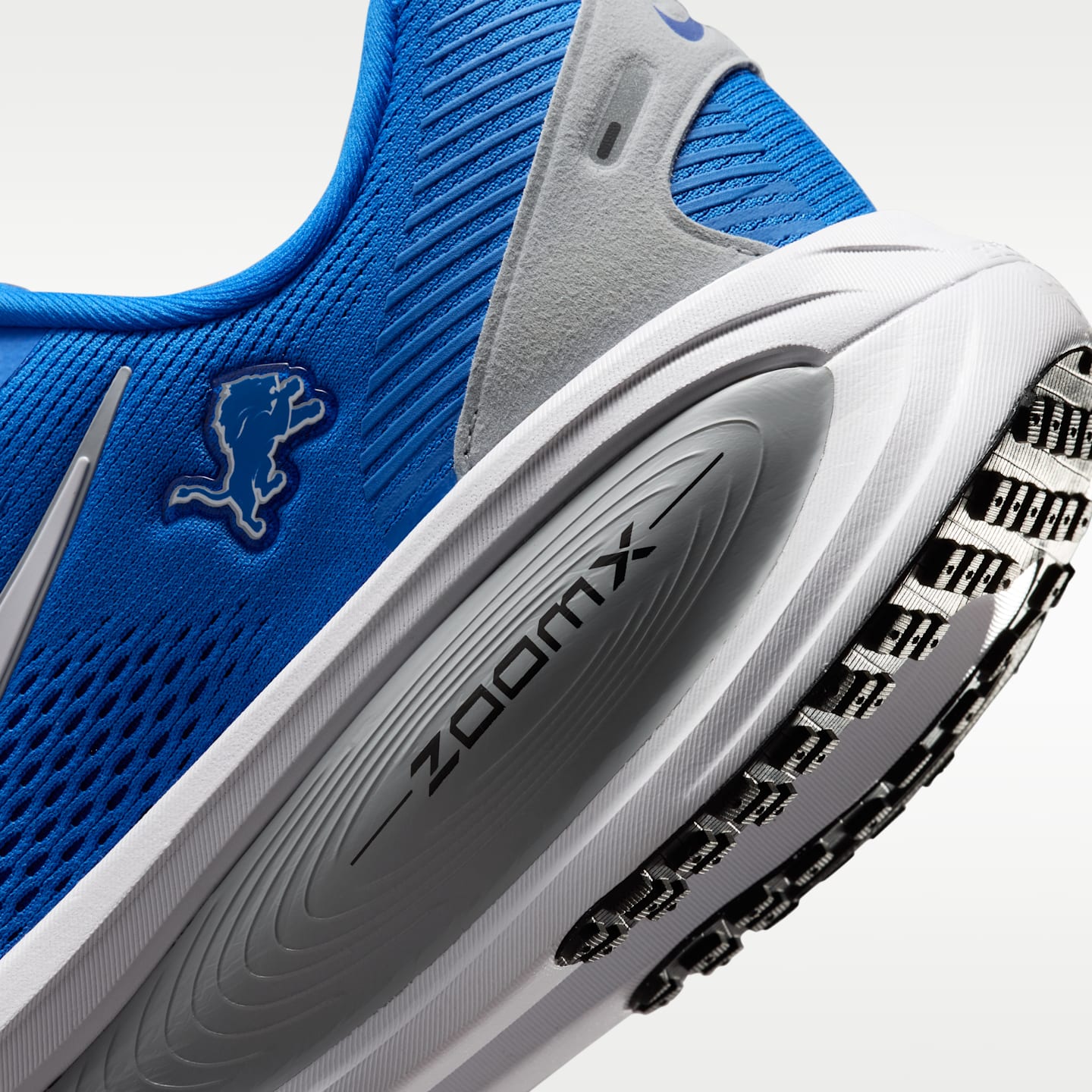 Мужские кроссовки Nike Vomero 18 (Detroit Lions) NFL Road Running, цвет: Синий / Волчий серый — фото 8