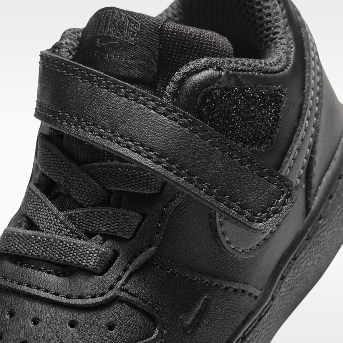 Детские кроссовки Nike Court Borough Low 2 Shoes, цвет: Чёрный / Антрацитовый, вариант 1 — фото 7