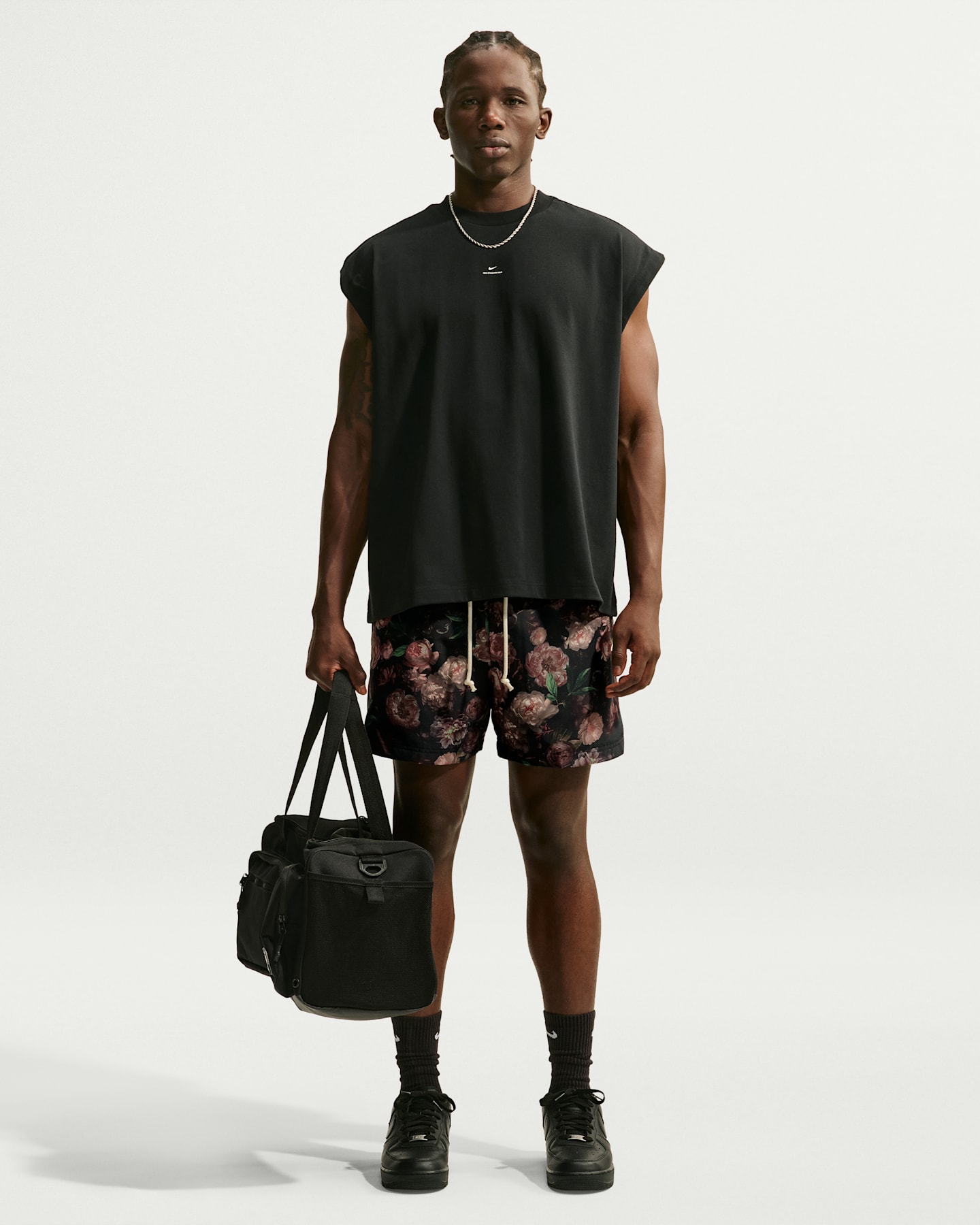 Мужские баскетбольные шорты Nike Standard Issue Dri-FIT, цвет: Чёрный / Бледная слоновая кость — фото 11