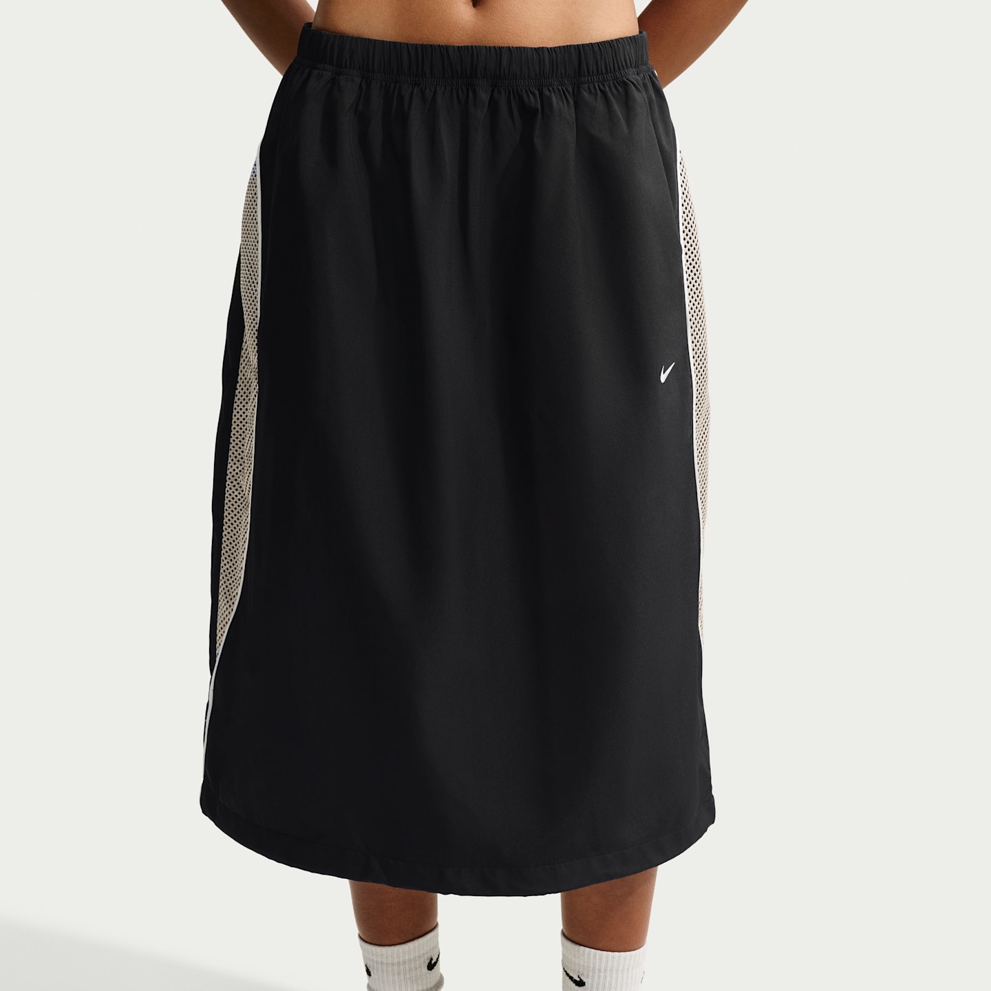 Женская свободная юбка-парашют миди Nike Sportswear, цвет: Чёрный / Кремовый — фото 2