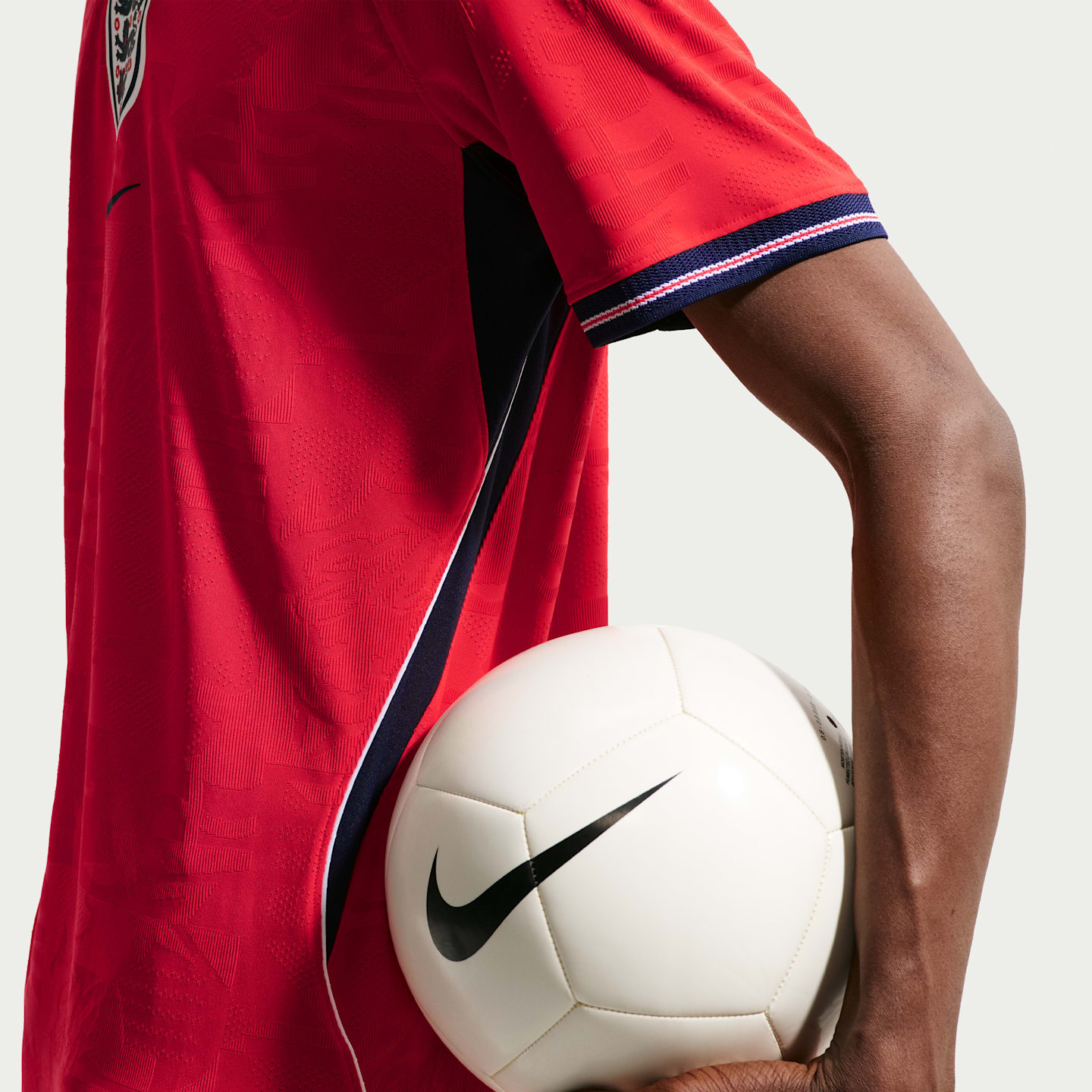 Мужская футбольная джерси Nike England National Team 2026 Match Away Aero-FIT, цвет: Красный / Обсидиановый — фото 6