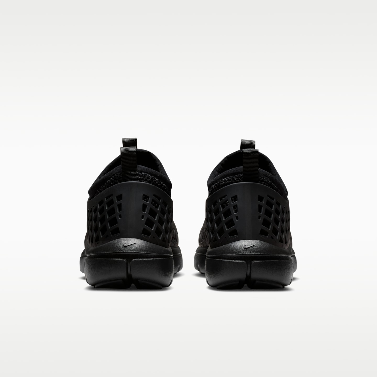 Женские кроссовки Nike Rejuven8 Run SP, цвет: Чёрный / Молочный — фото 6