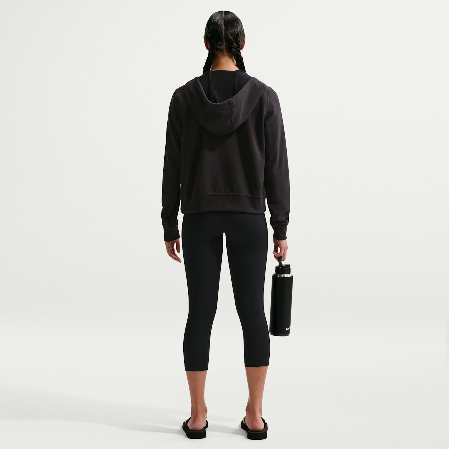 Женские леггинсы Nike One High-Waisted Crop Leggings, цвет: Чёрный / Белый — фото 5