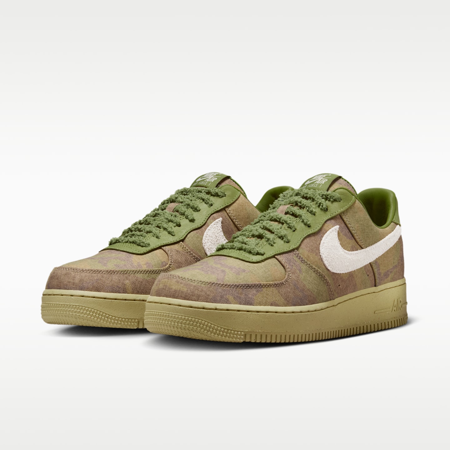 Мужские кроссовки Nike Air Force 1 '07 Shoes, цвет: Серебристый / Пшеничный — фото 5