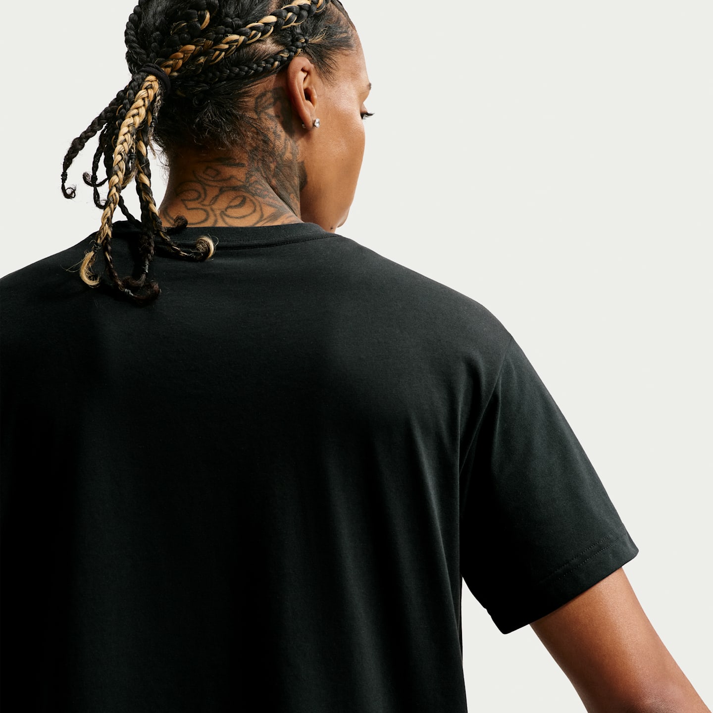 Женская баскетбольная футболка Nike Move Dri-FIT, цвет: Чёрный — фото 2
