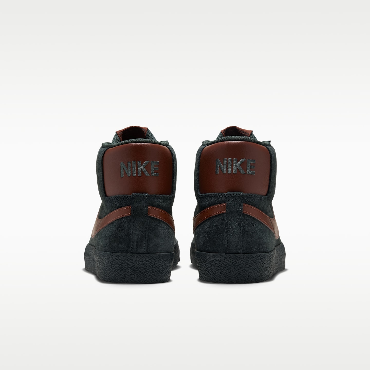 Пиджак Nike SB Zoom Blazer Mid Skate Shoes, цвет: Чёрный еловый / Карамельный коричневый — фото 6