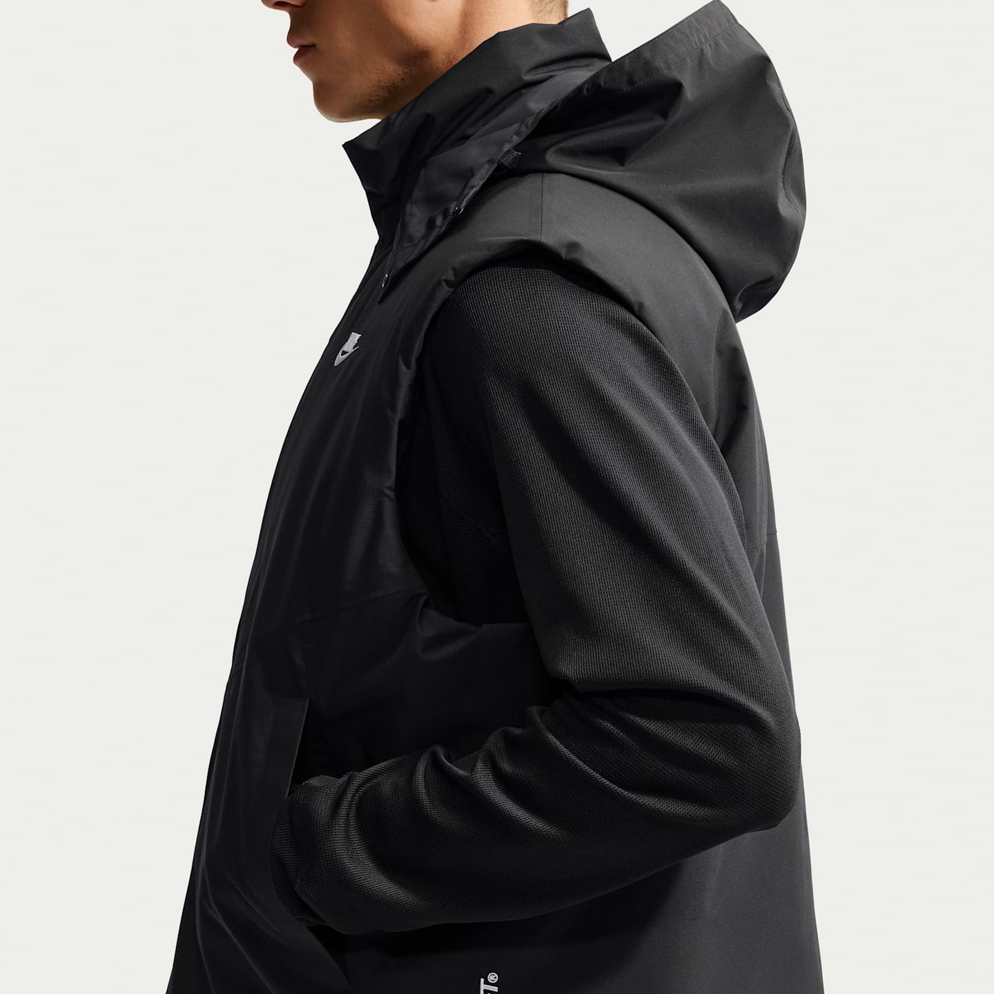 Мужской жилет Nike Windrunner PrimaLoft® Storm-FIT ADV, цвет: Чёрный / Белый — фото 2